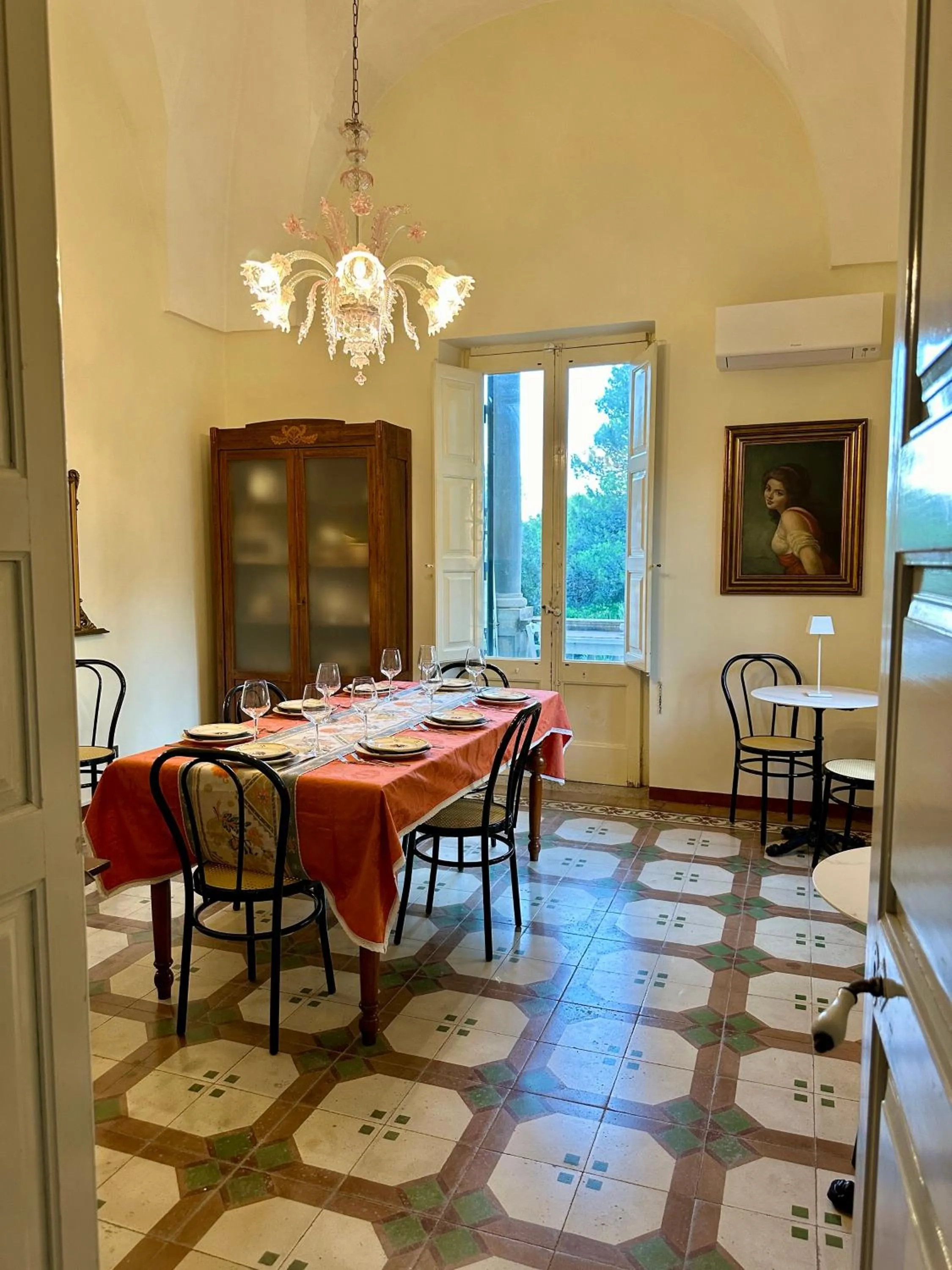 Dining area in Villa Scinata Dimora Storica