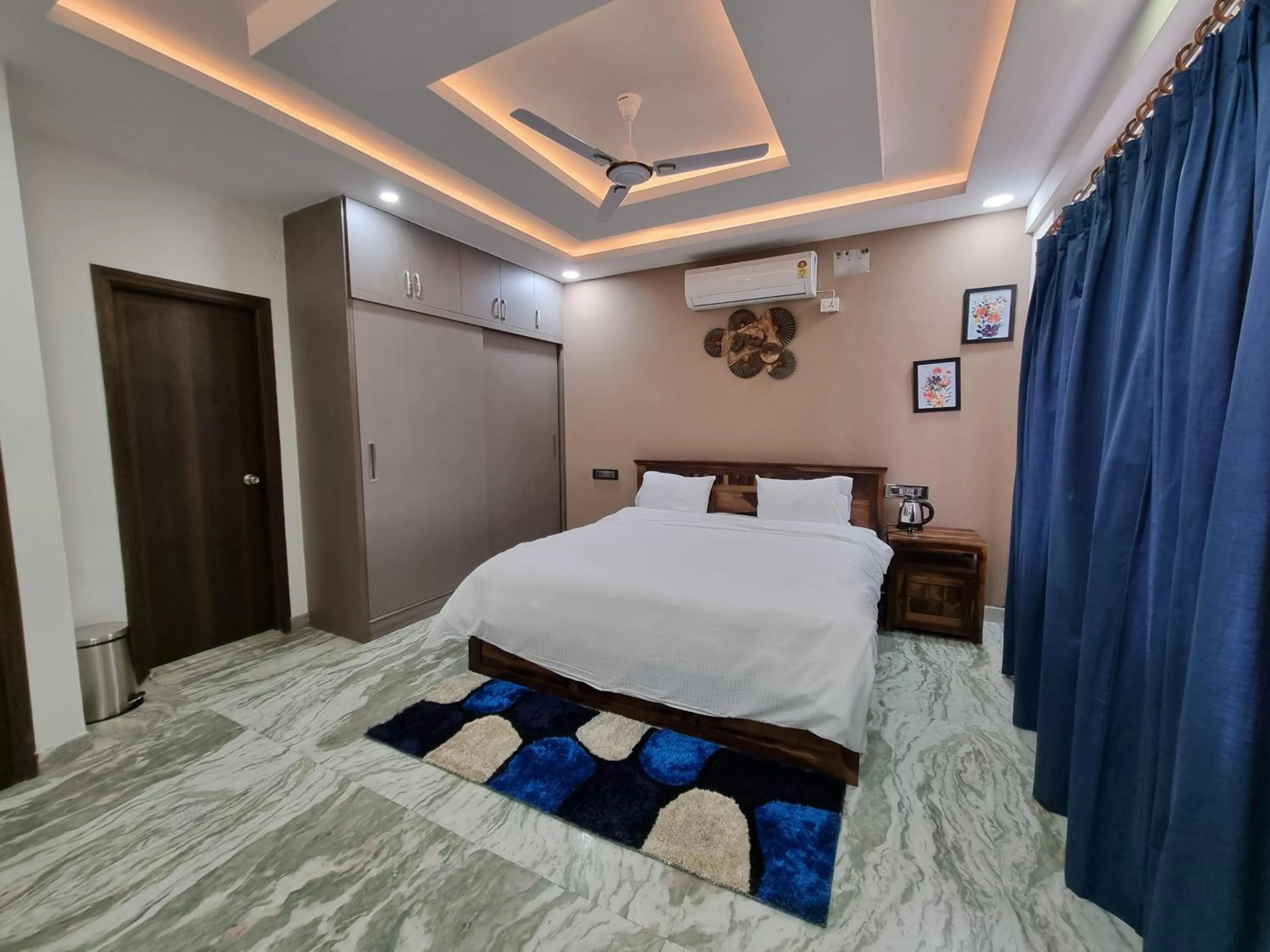 Bedroom, Bed in The Urban Nest