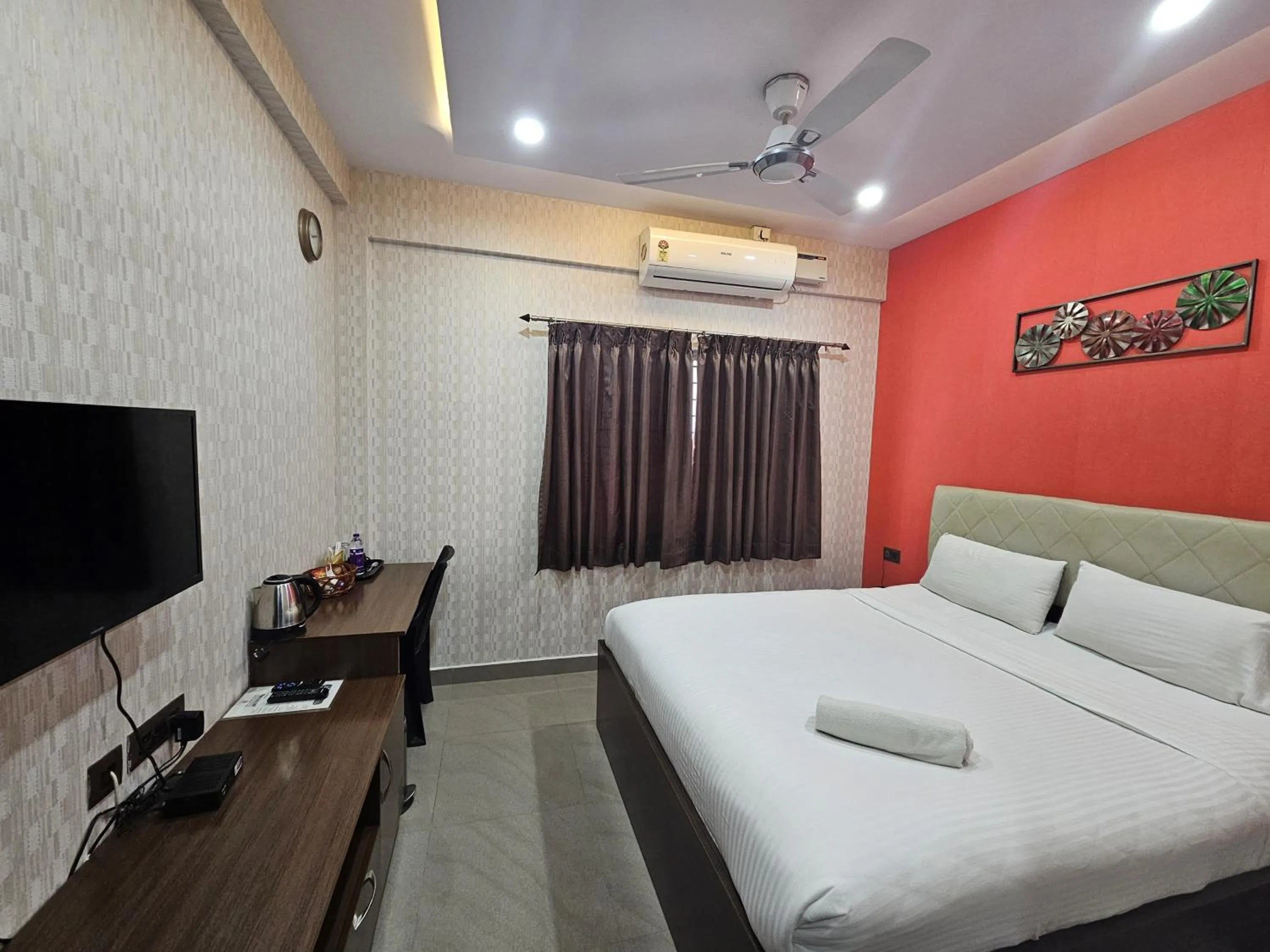 TV and multimedia, Bed in The Urban Nest