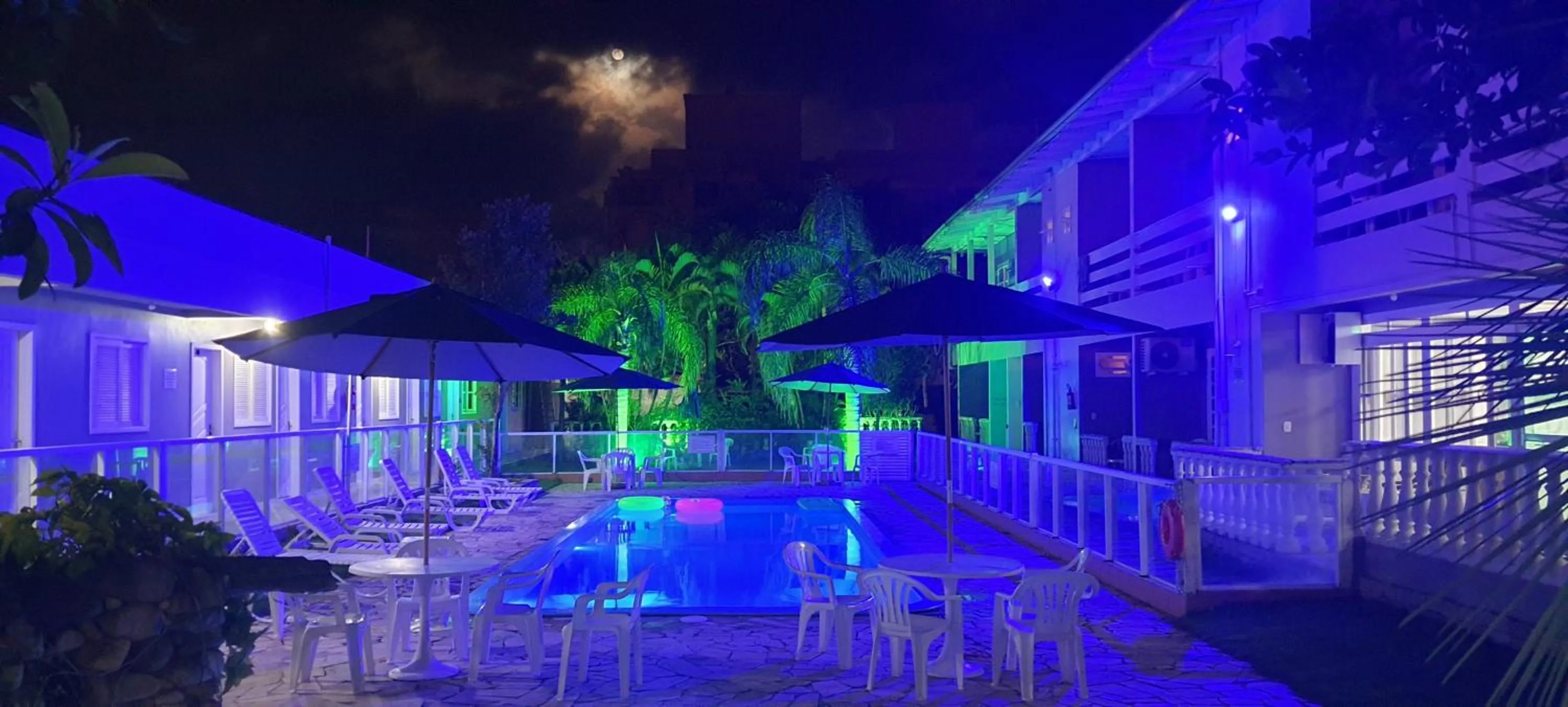 Swimming pool in Hotel Pousada Ilha do Mar Bombinhas