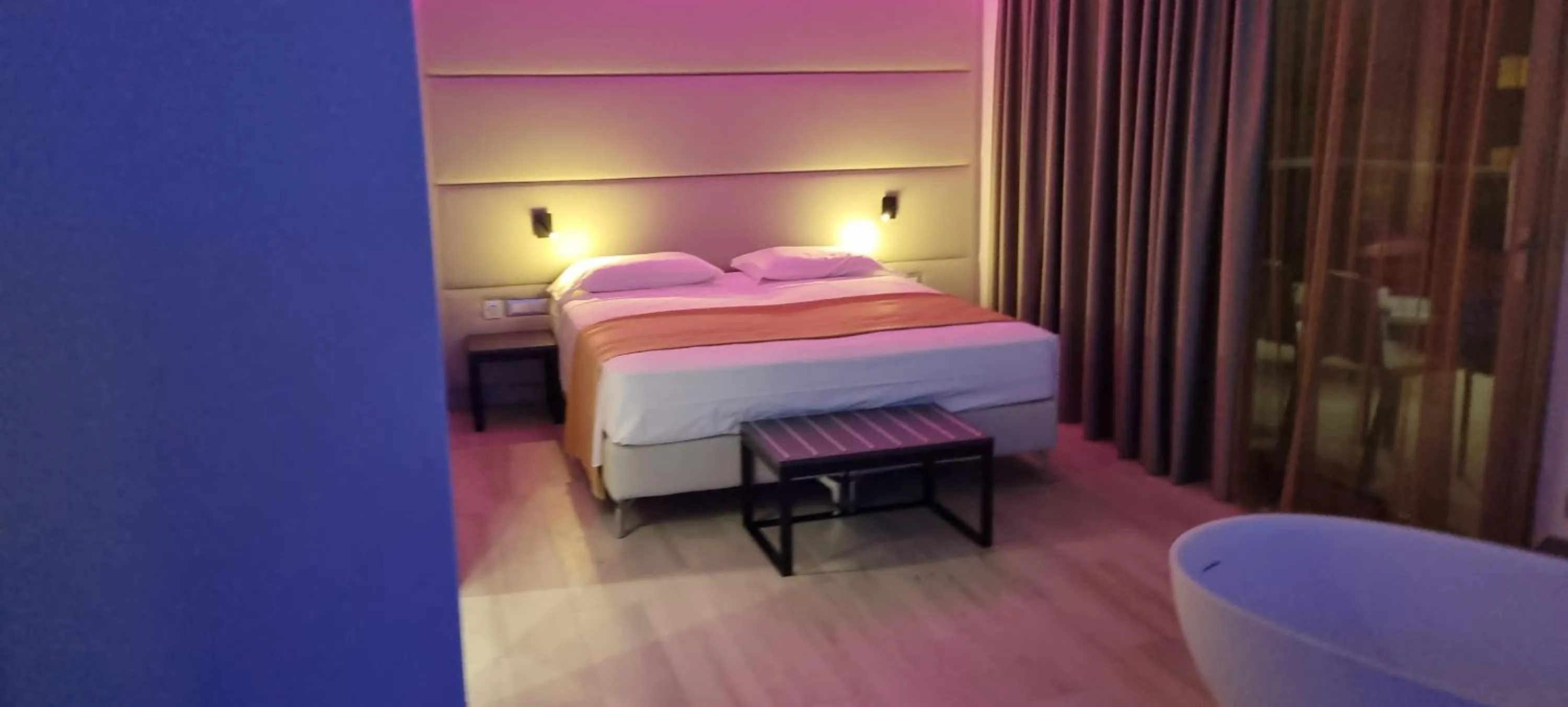 Bed in HOTEL VENICE BEACH HVB 34 Lifestyle 4 Superior