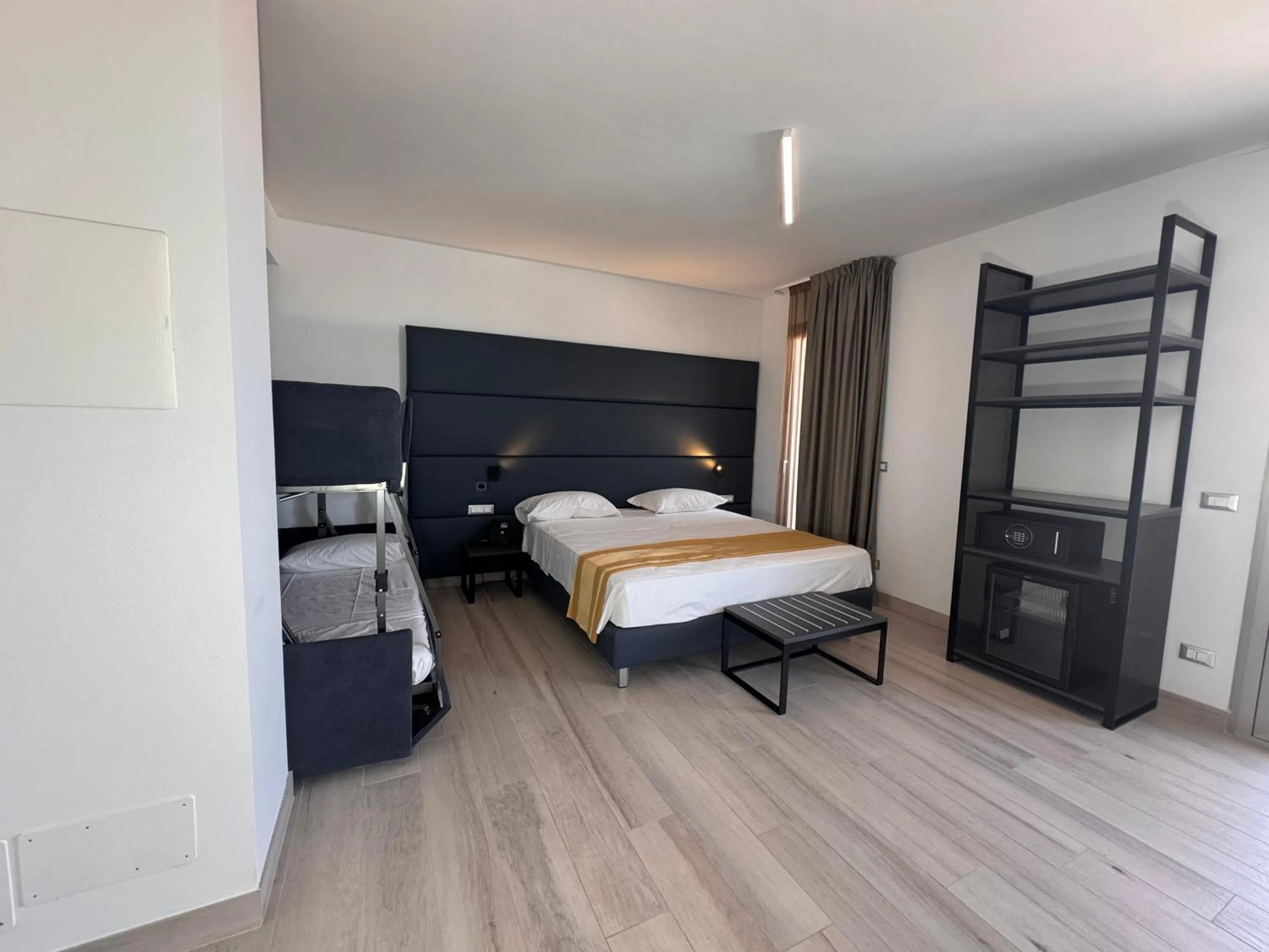 Bed in HOTEL VENICE BEACH HVB 34 Lifestyle 4 Superior