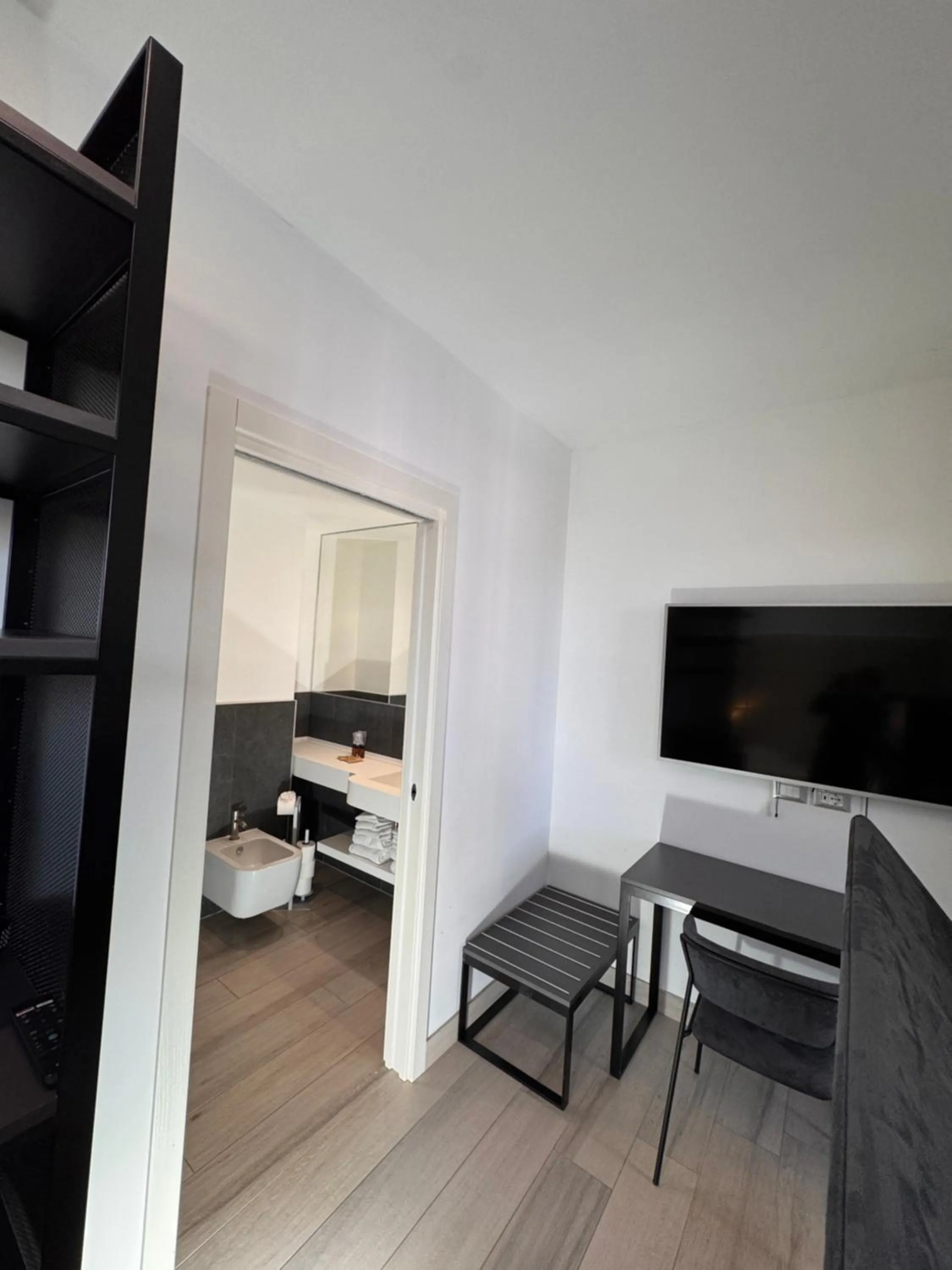 Bed in HOTEL VENICE BEACH HVB 34 Lifestyle 4 Superior