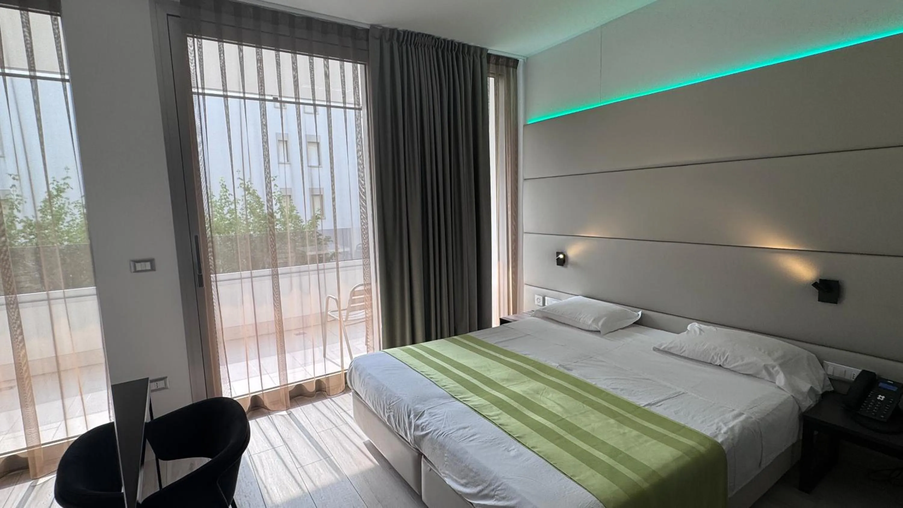 Bed in HOTEL VENICE BEACH HVB 34 Lifestyle 4 Superior