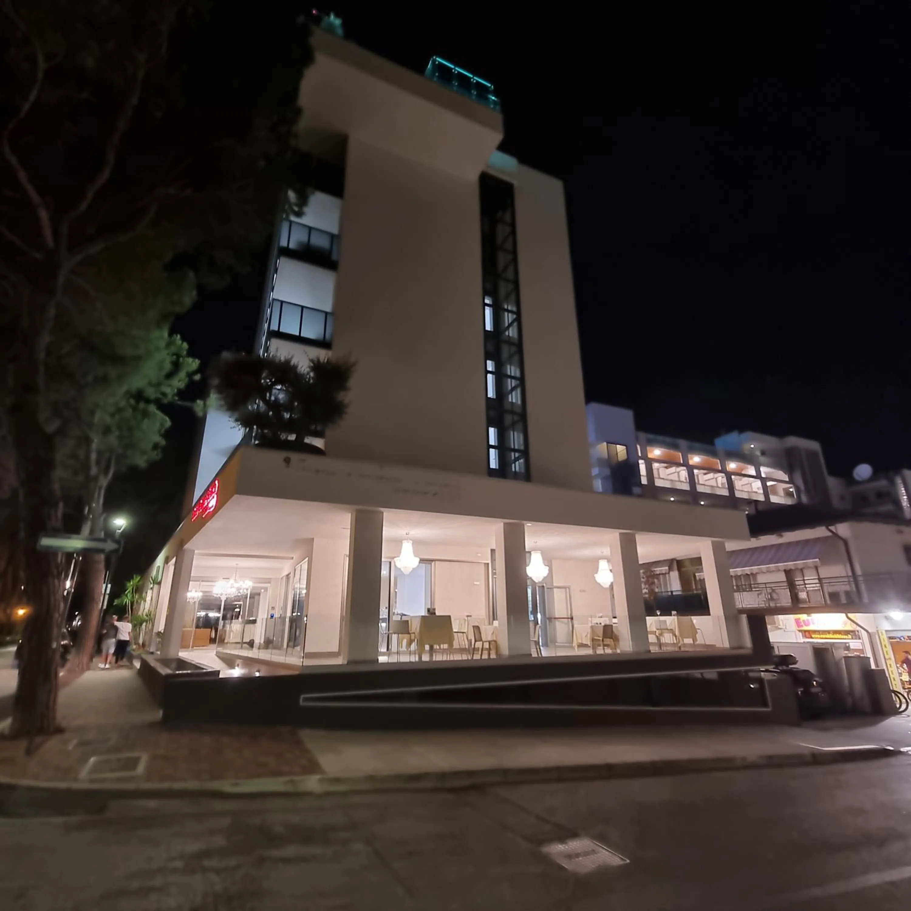 Property building in HOTEL VENICE BEACH HVB 34 Lifestyle 4 Superior