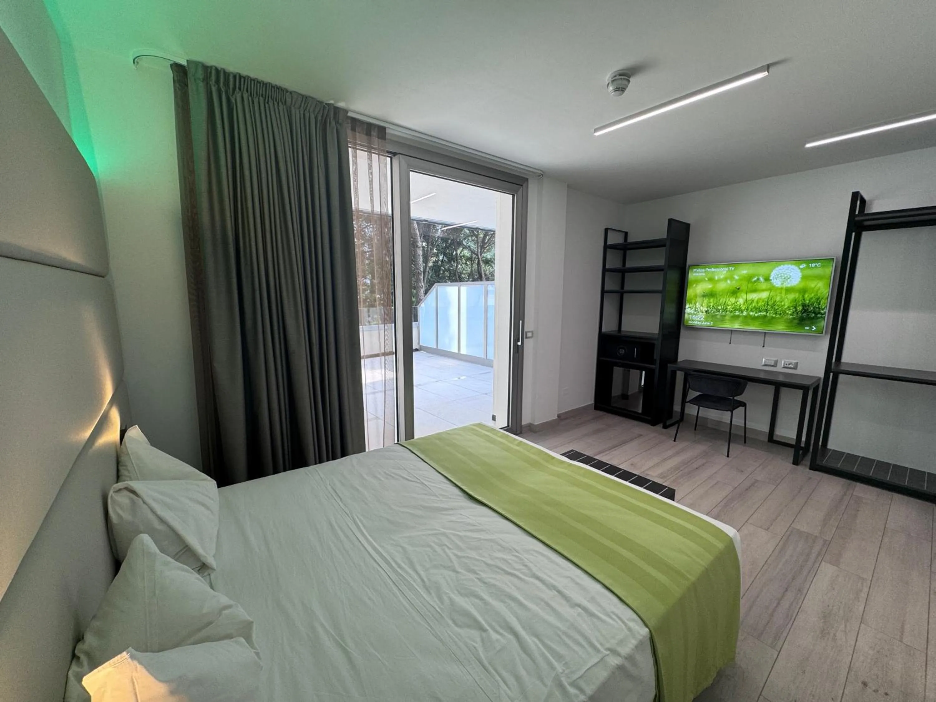 Bed in HOTEL VENICE BEACH HVB 34 Lifestyle 4 Superior