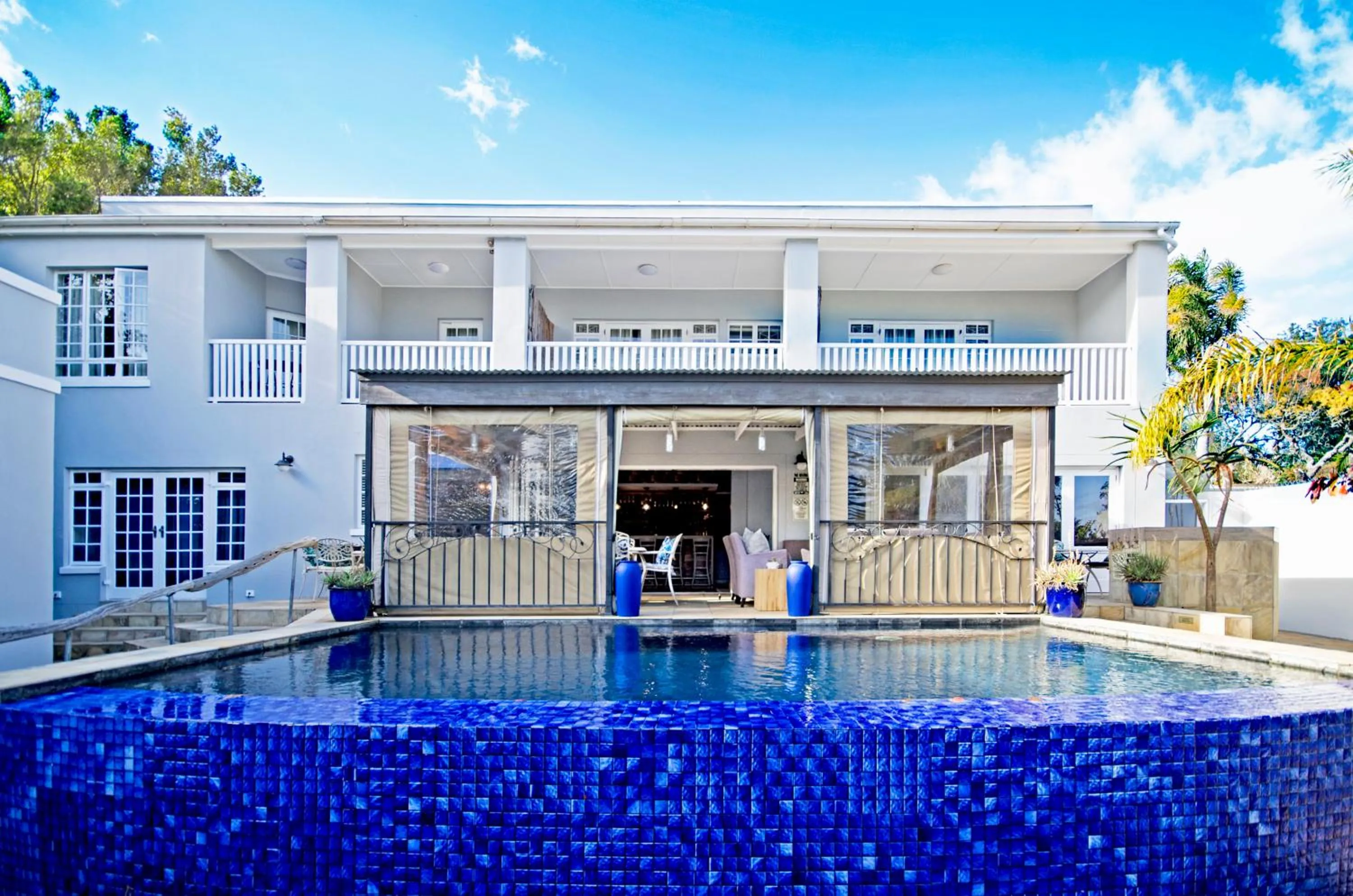 Property building in Lodge on Main Guest House and Conference Centre