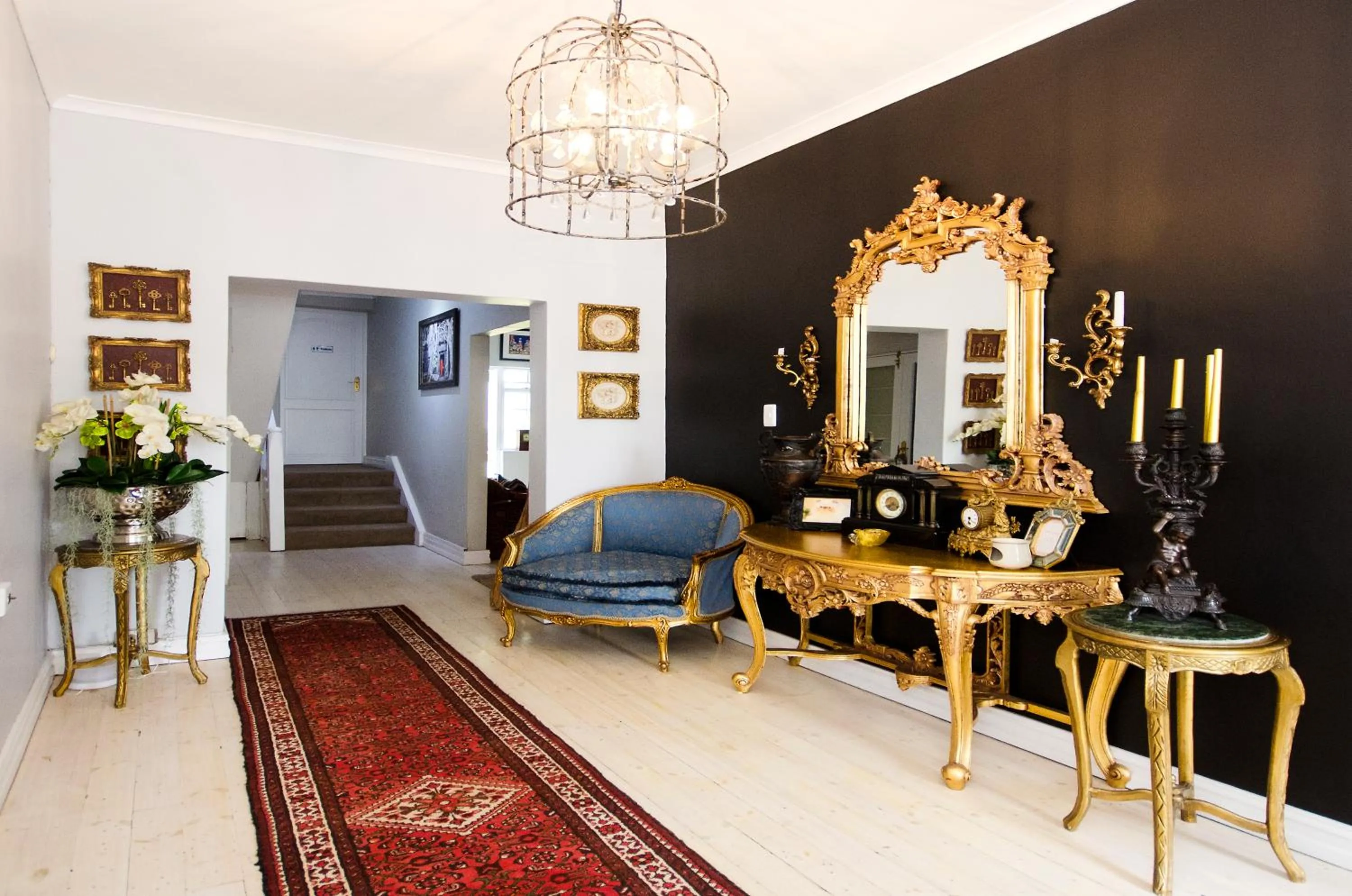 Lobby or reception in Lodge on Main Guest House and Conference Centre