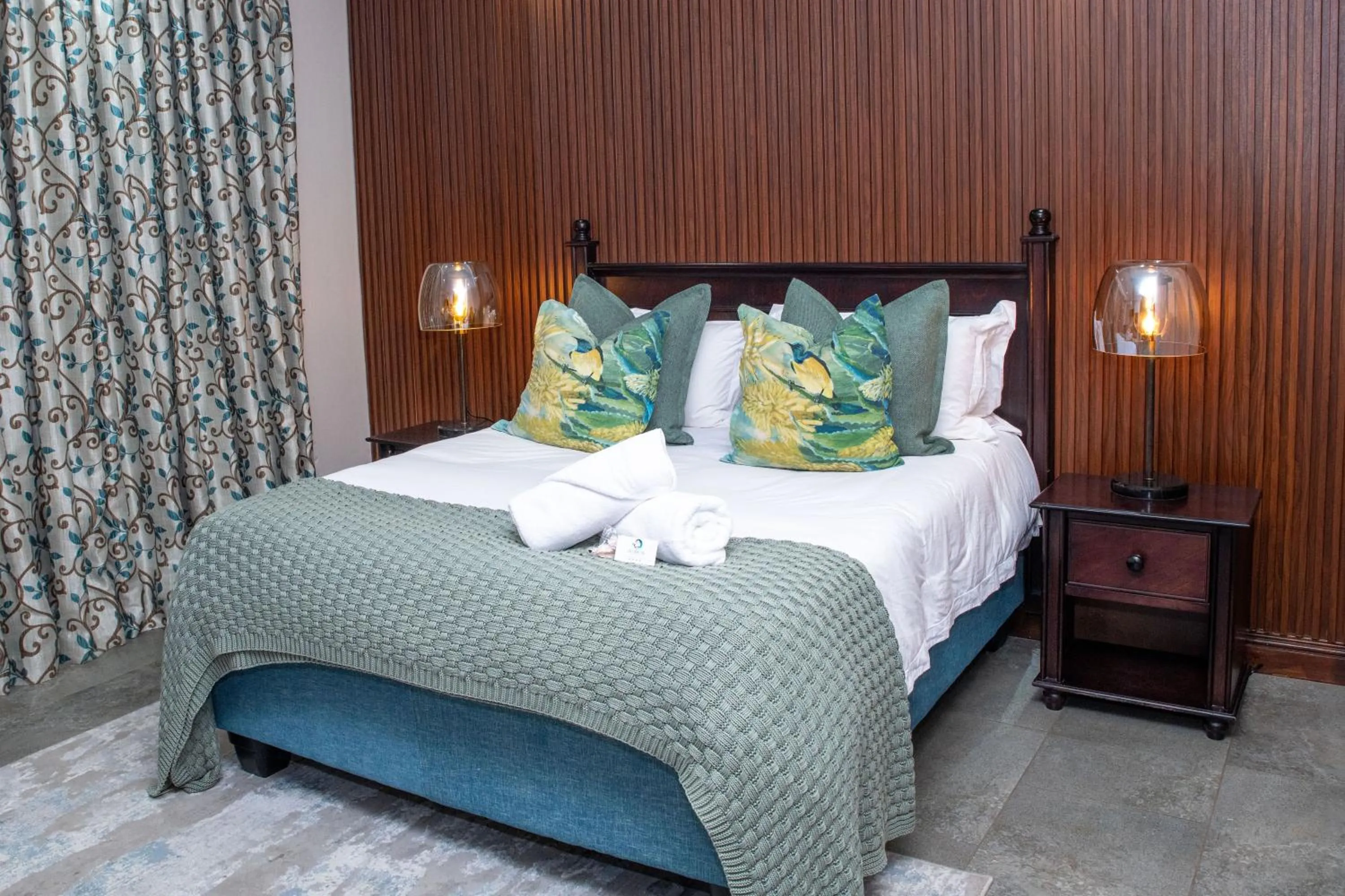 Bed in Iso'Bella Vita Guesthouse