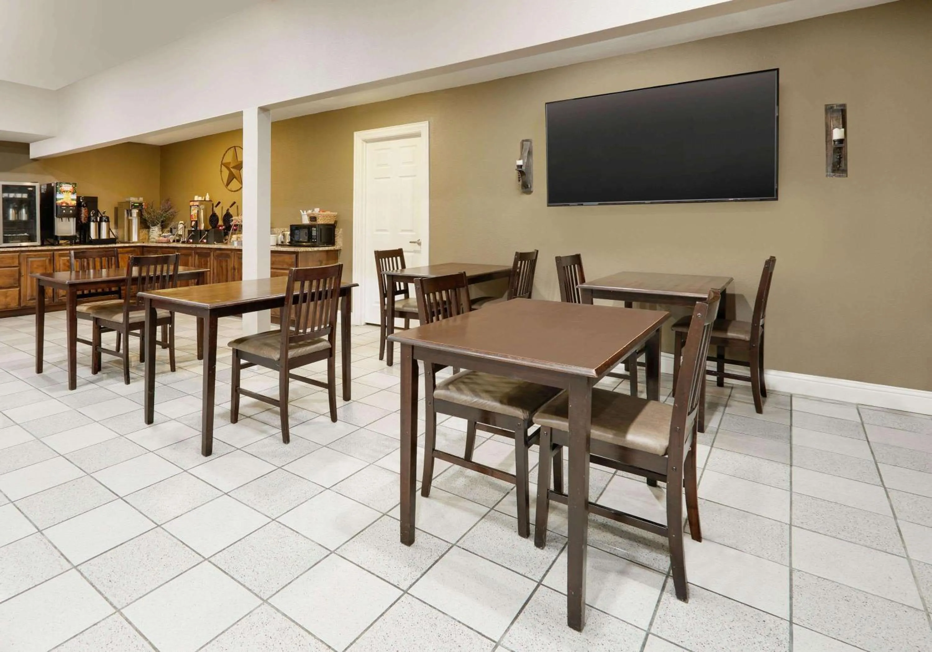Lobby or reception in Super 8 by Wyndham Abilene North