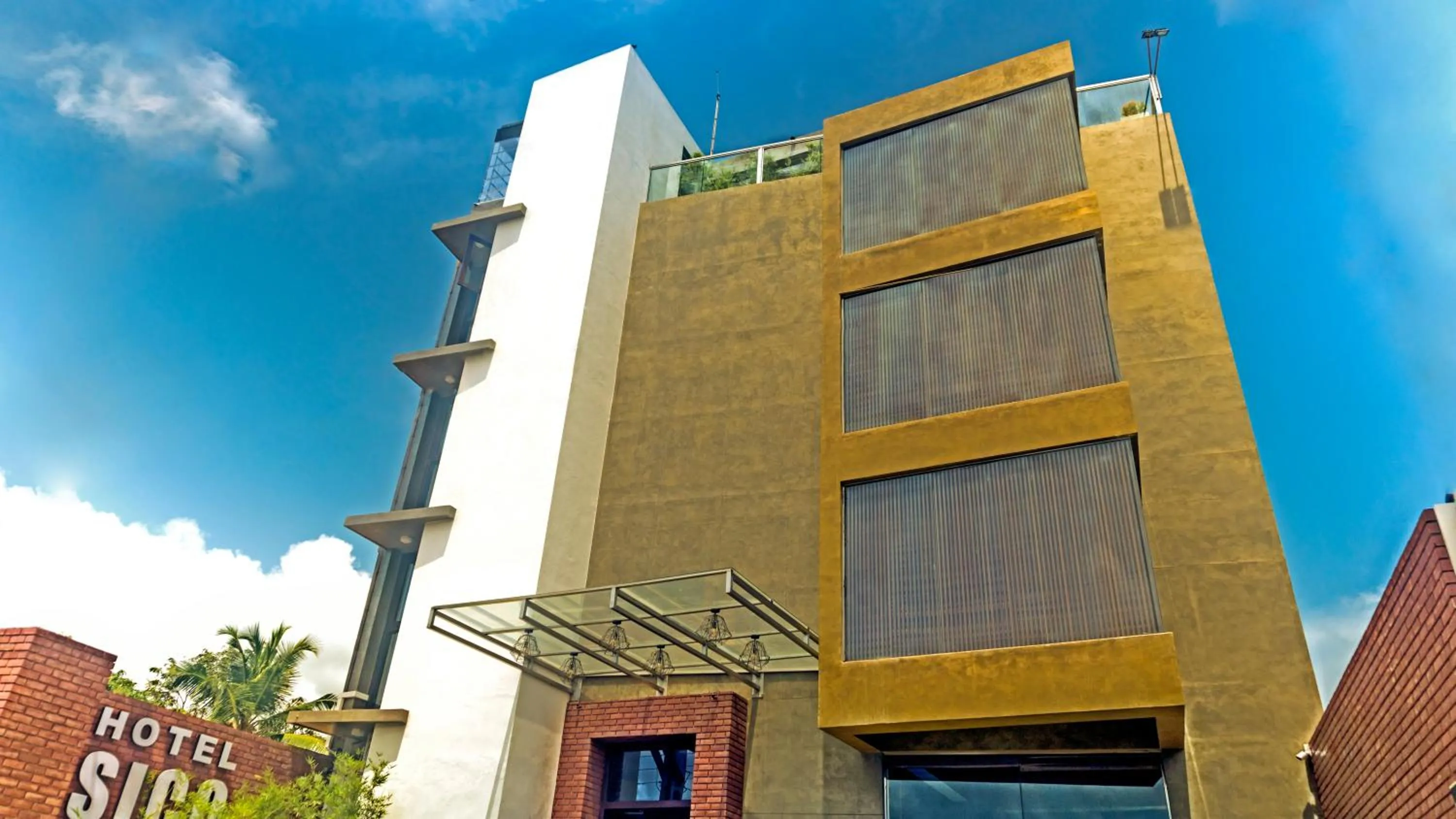 Facade/entrance in Hotel Sico