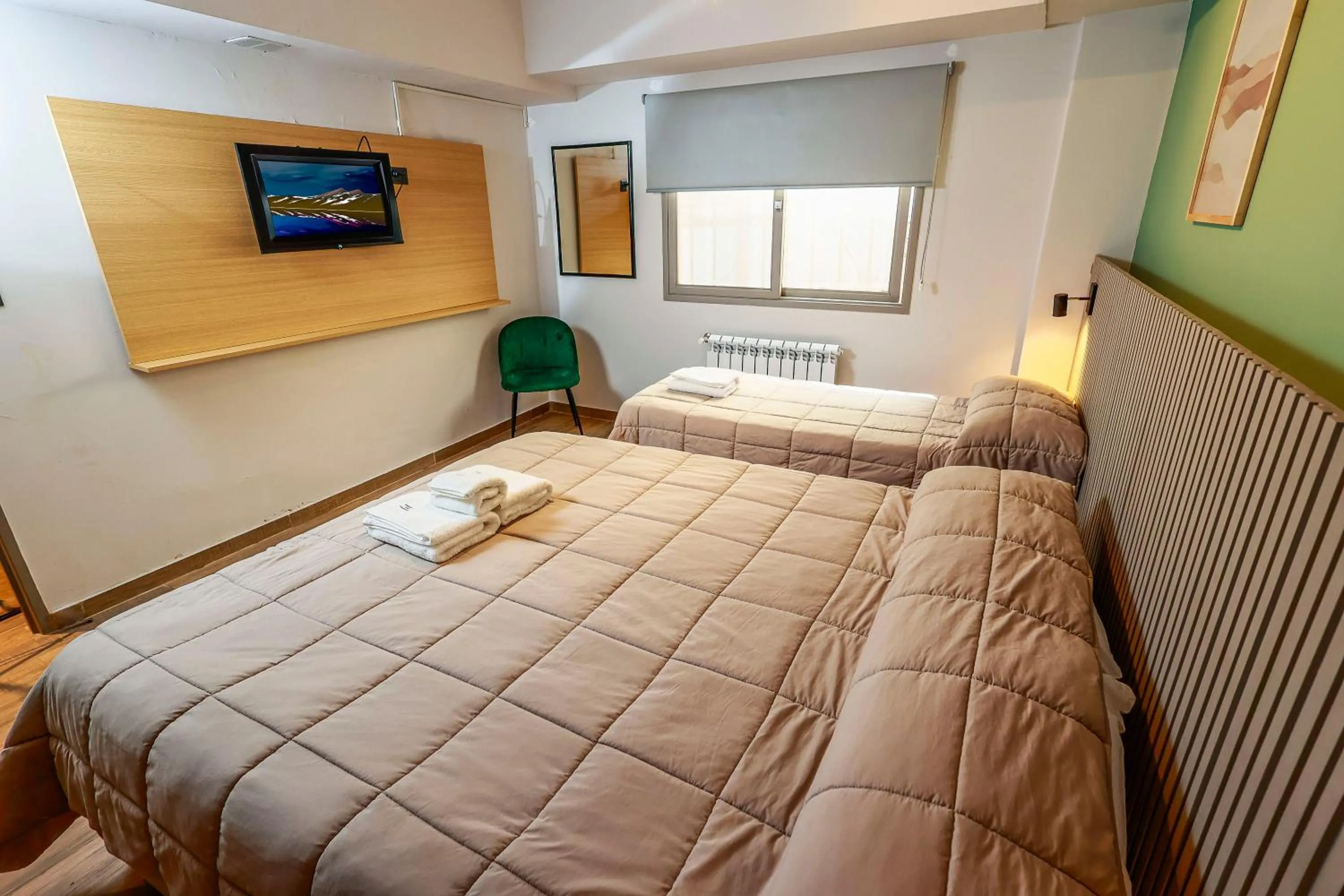 Bedroom, Bed in M383 Hotel Bariloche