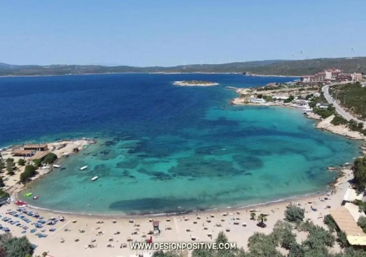 Beach in Ion Slow City Adult 12