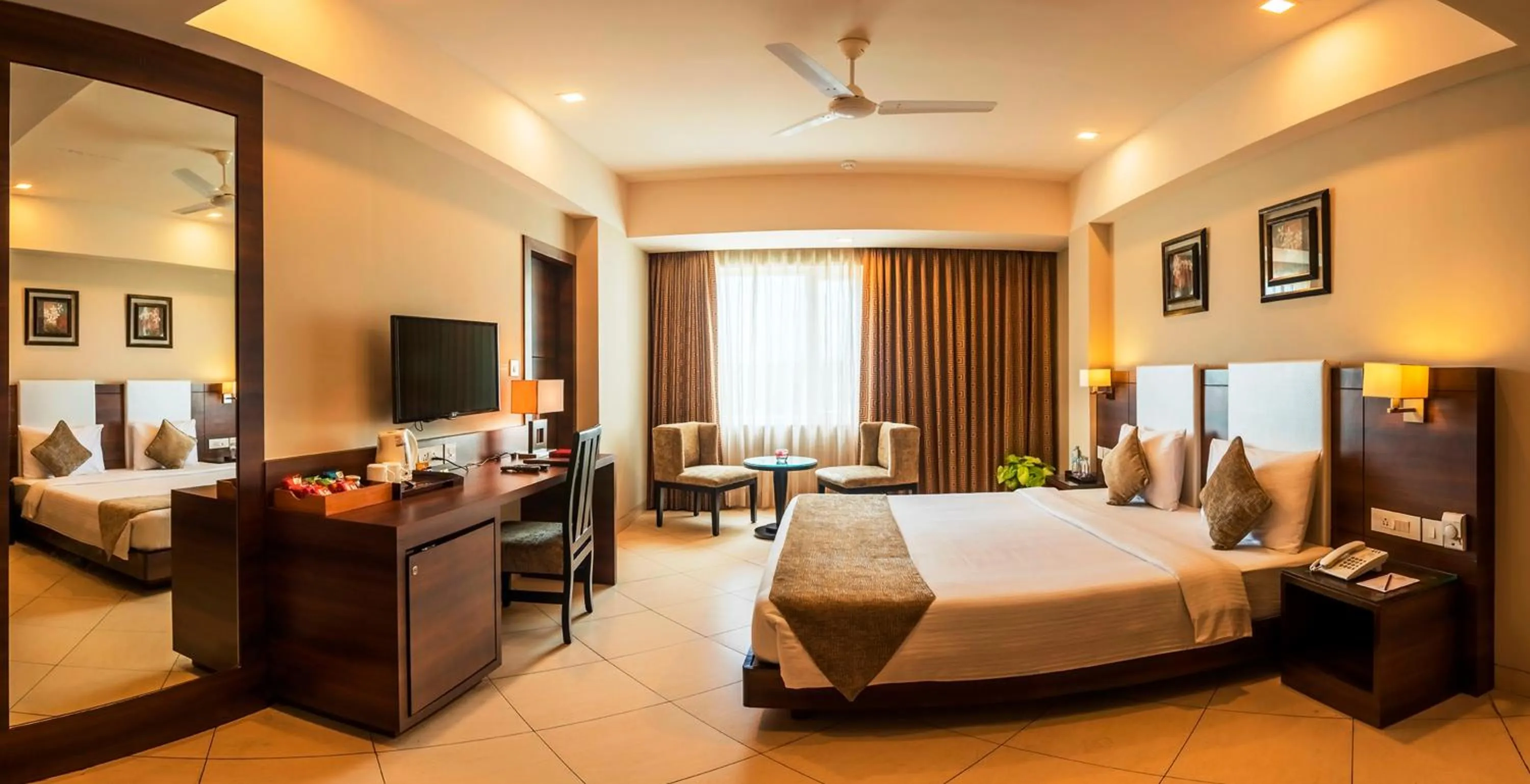 TV and multimedia, Bed in Peerless Hotel Durgapur