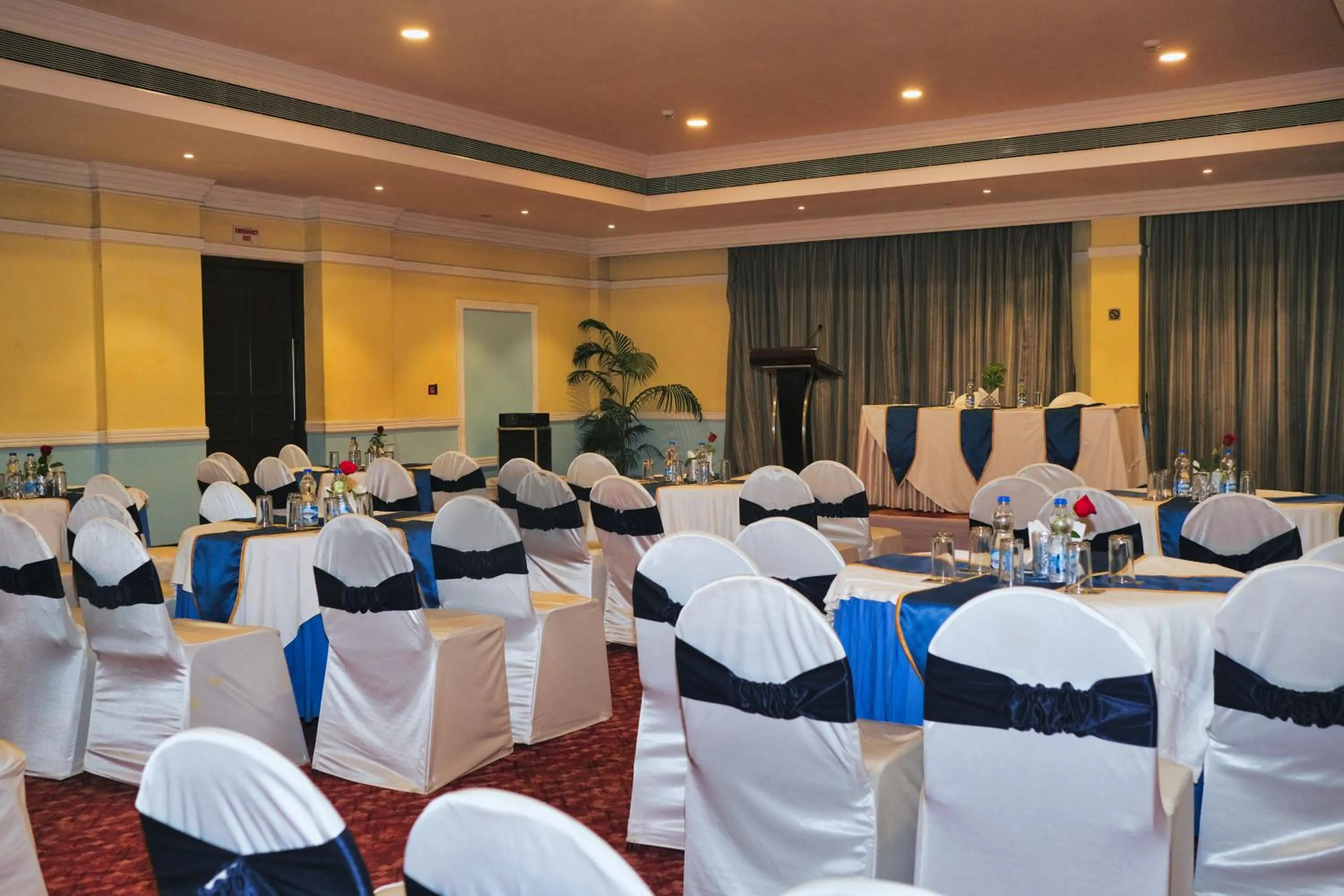 Banquet/Function facilities in Peerless Hotel Durgapur