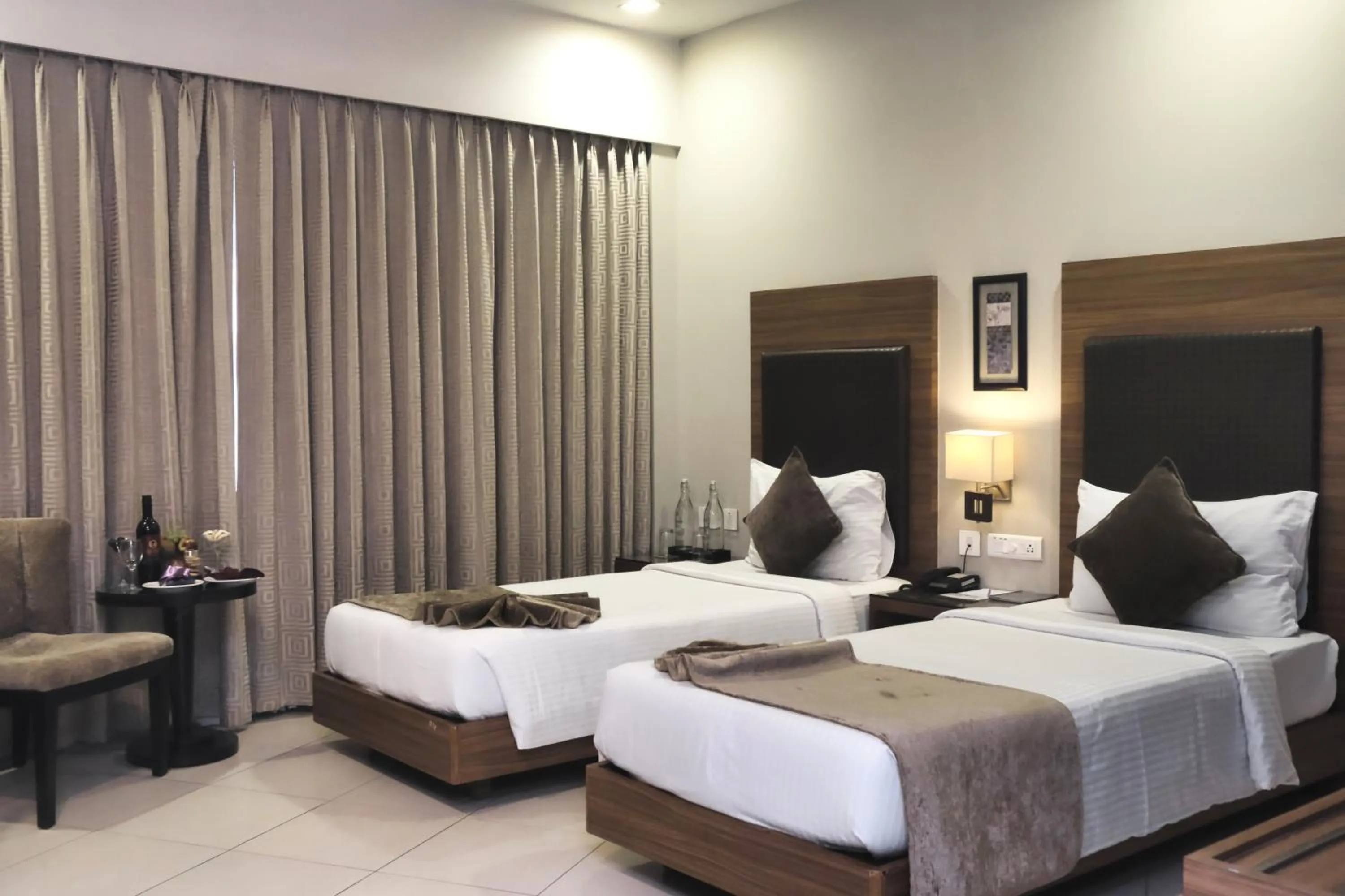 Bedroom, Bed in Peerless Hotel Durgapur