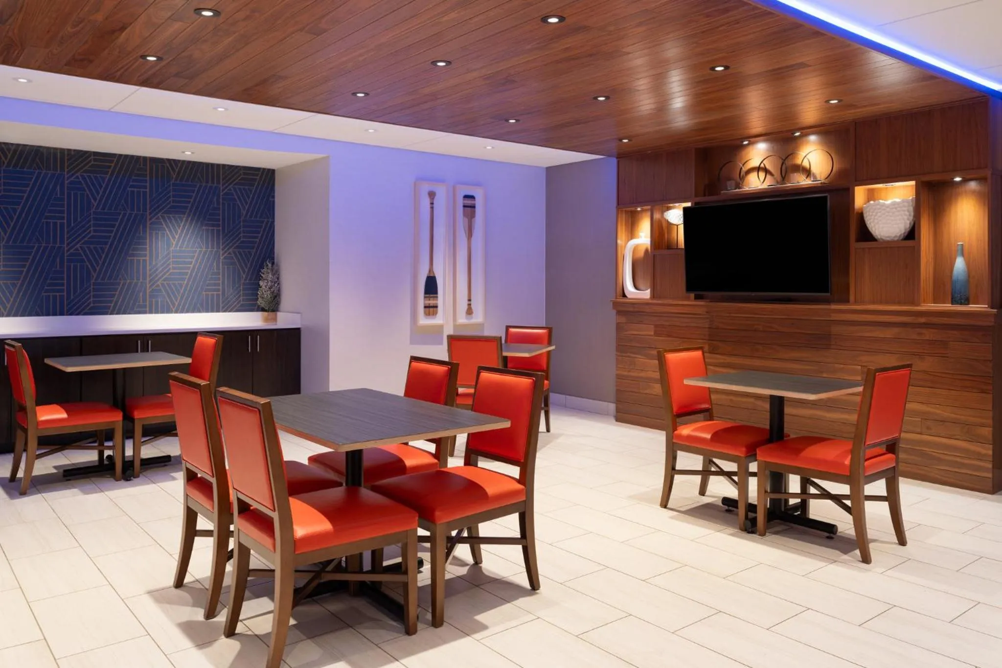 Meeting/conference room in Holiday Inn Express Sheboygan-Kohler / I-43 by IHG