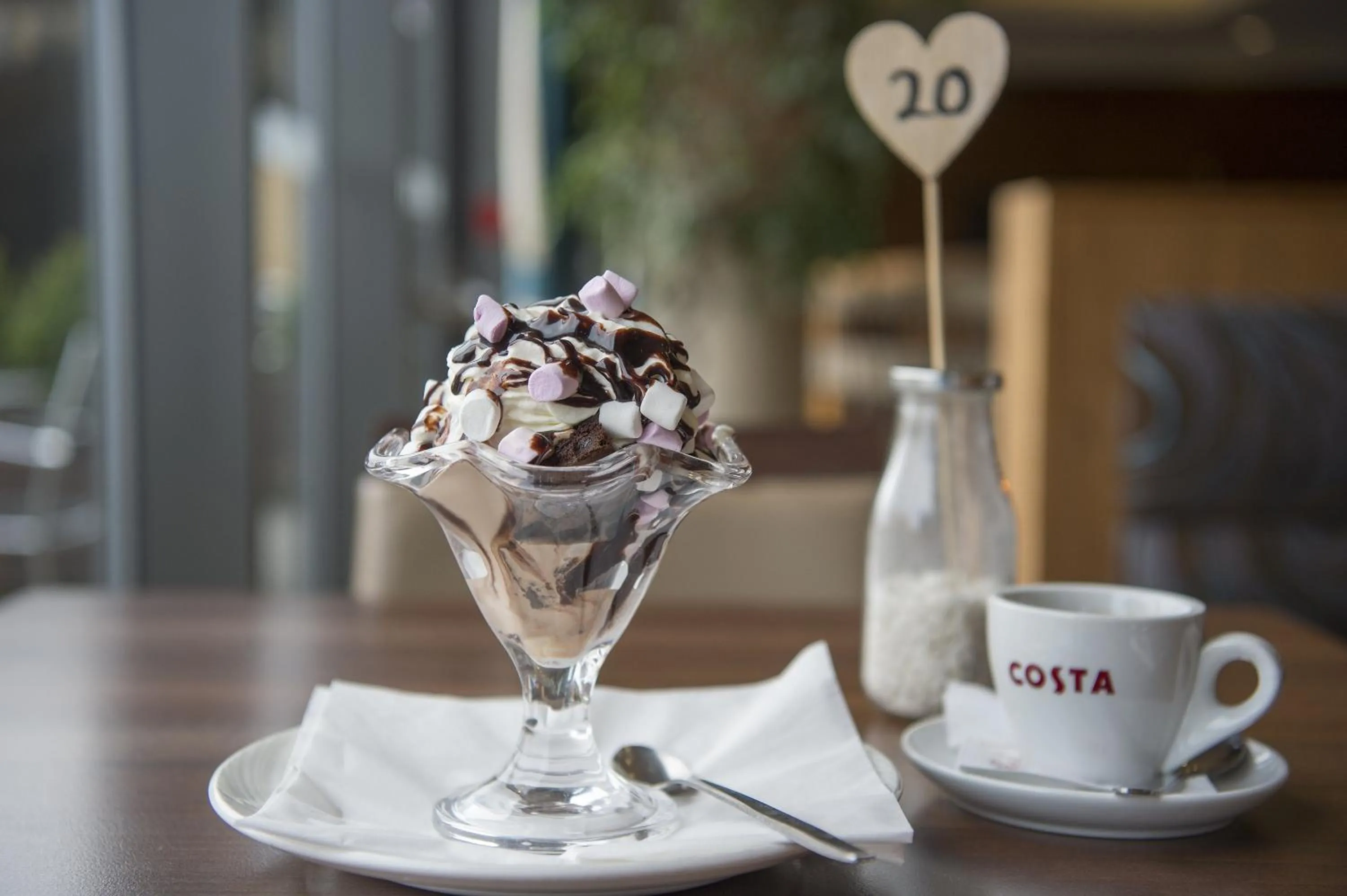 Restaurant/places to eat in Holiday Inn Express Sheffield City Centre by IHG