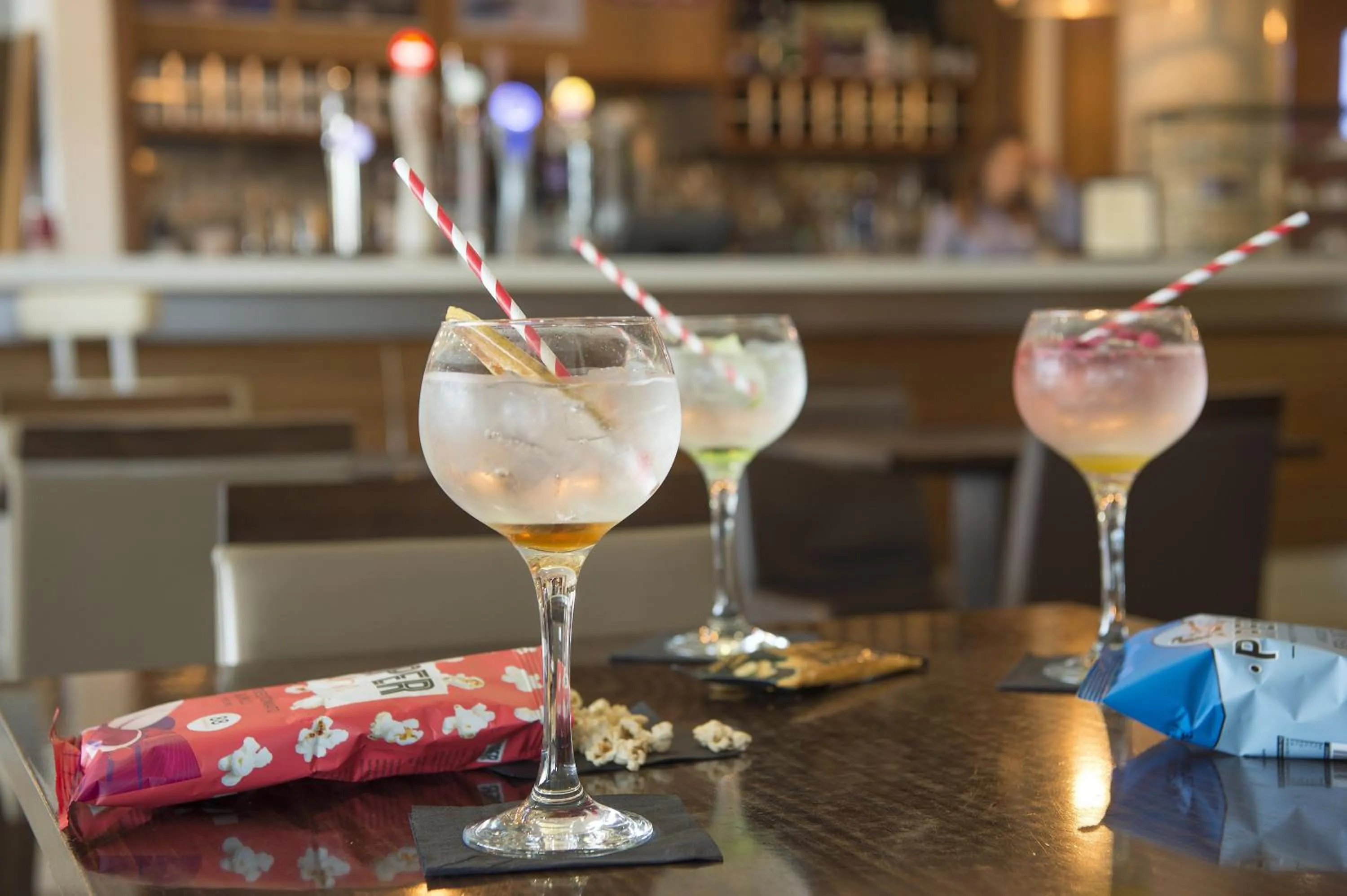 Lounge or bar in Holiday Inn Express Sheffield City Centre by IHG