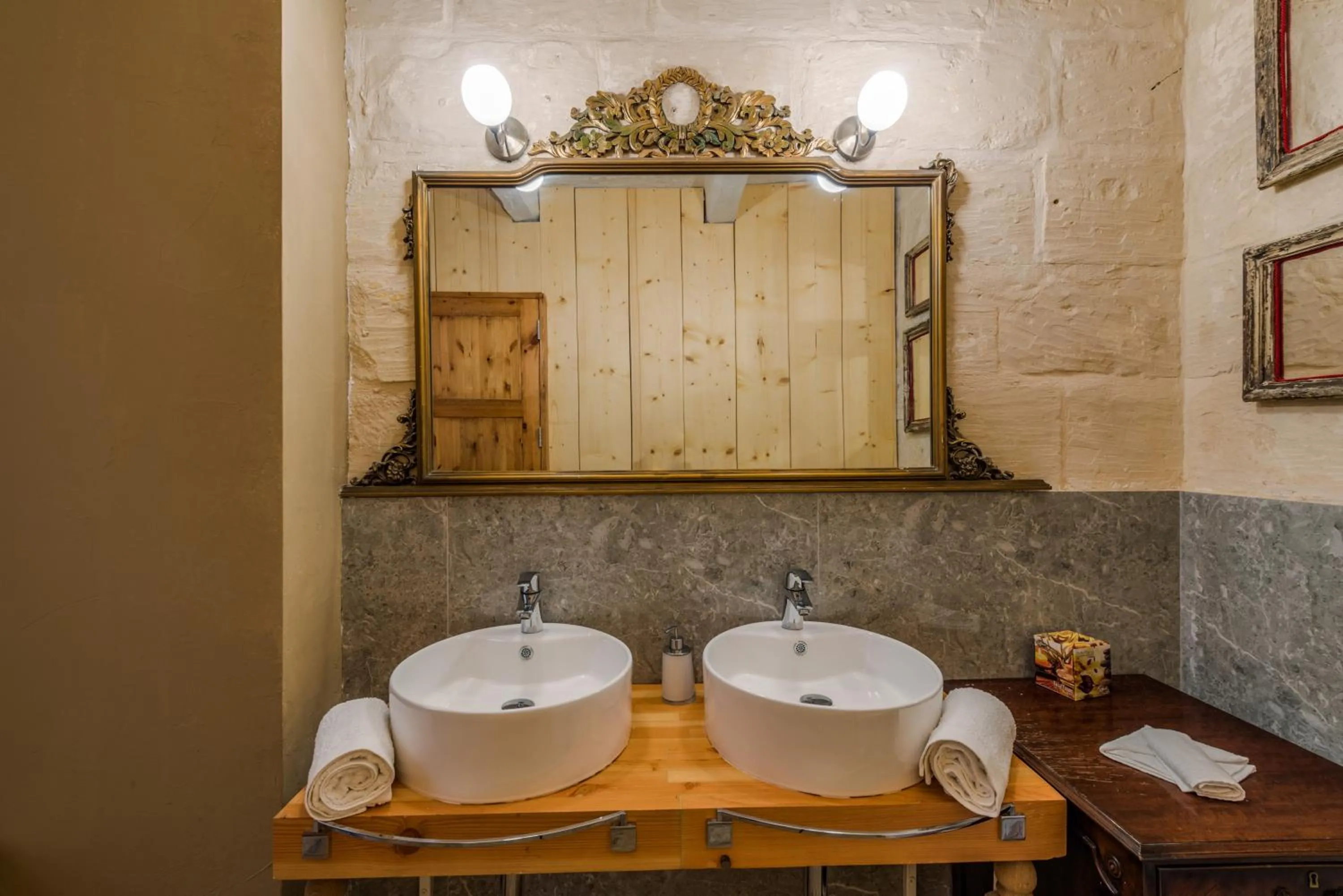 Valletta Lucente Guest House