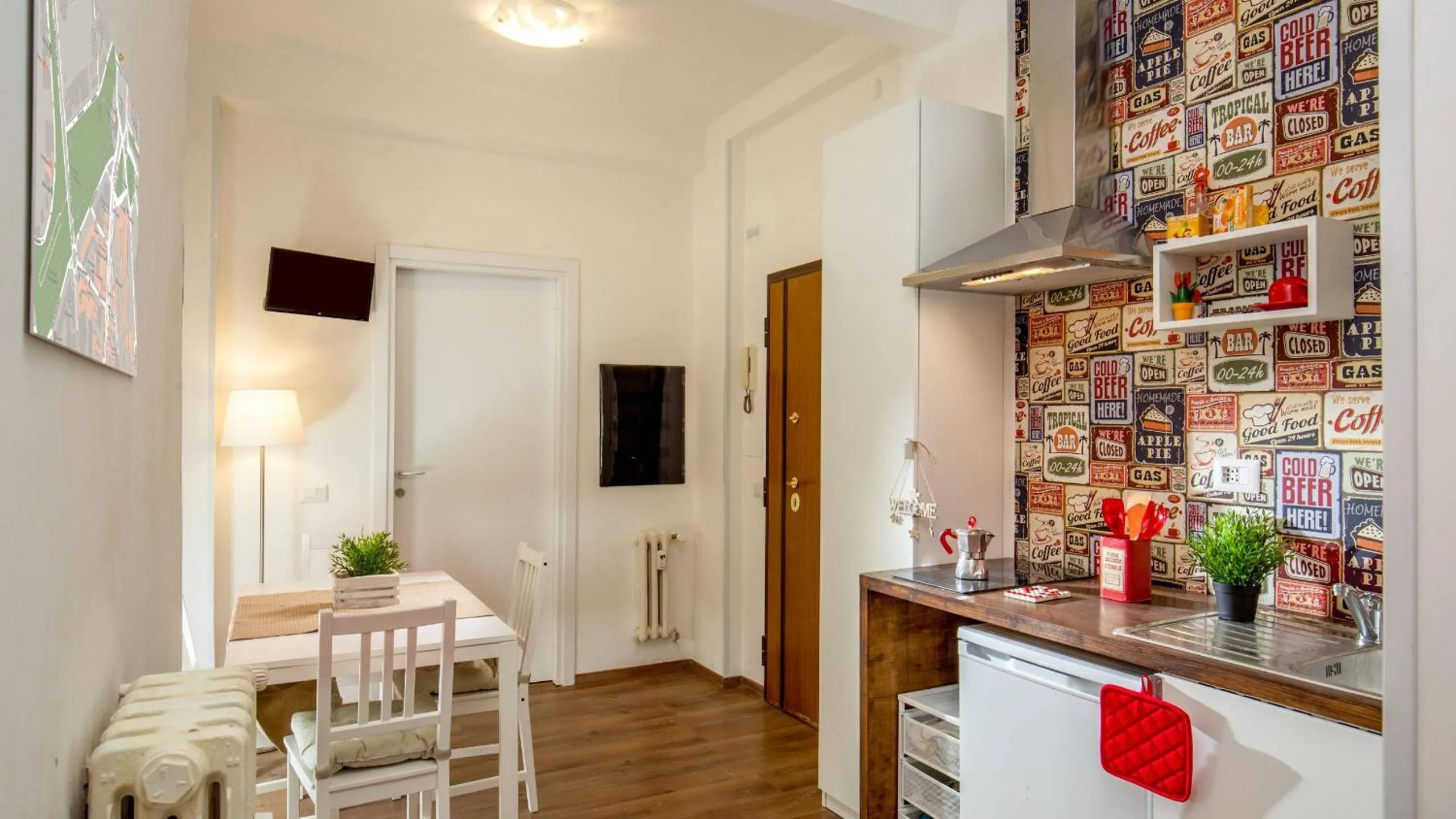 Breakfast in Sweet Rooms Piramide Bed and Breakfast