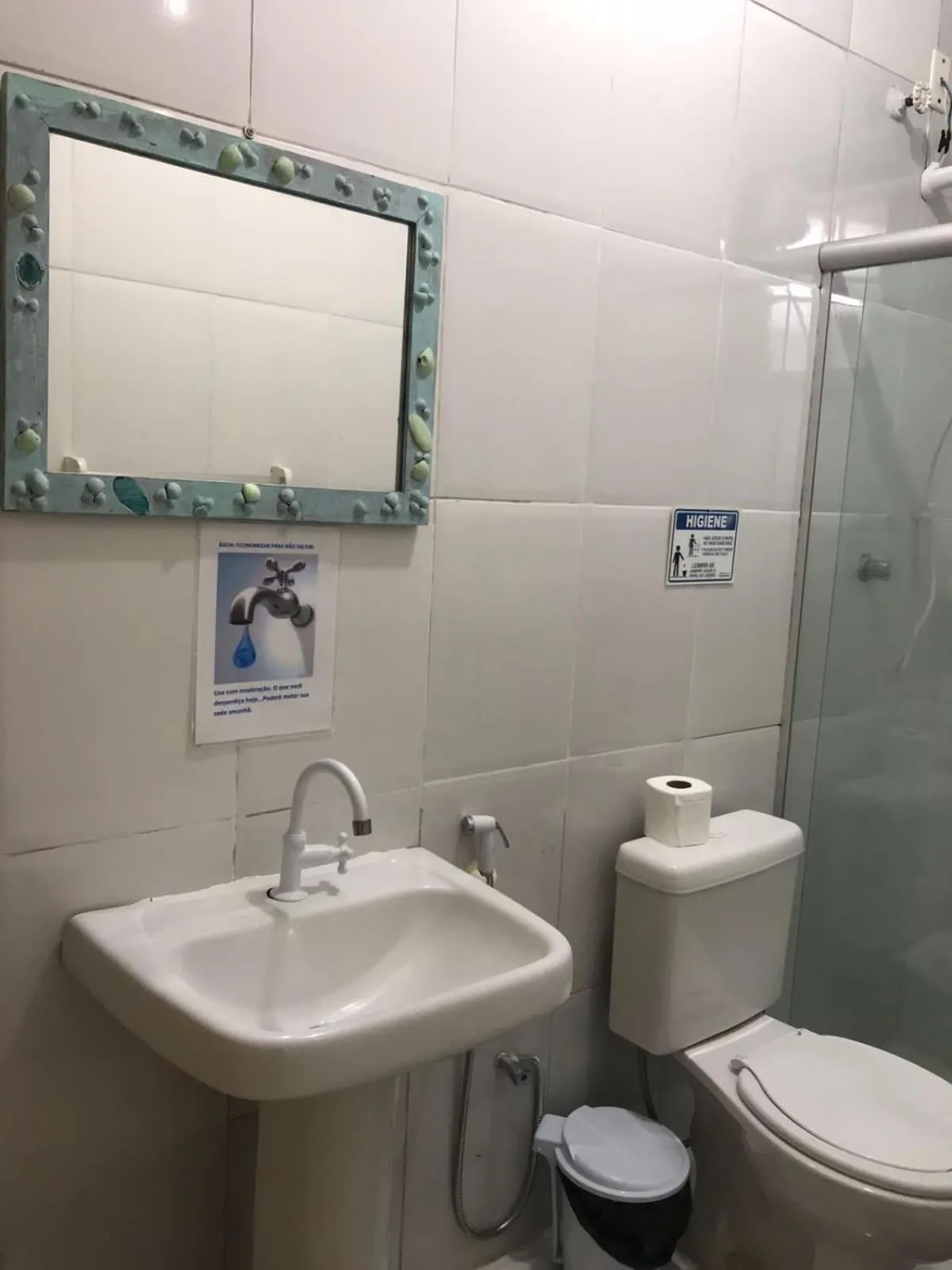 Bathroom in Pousada Florescer