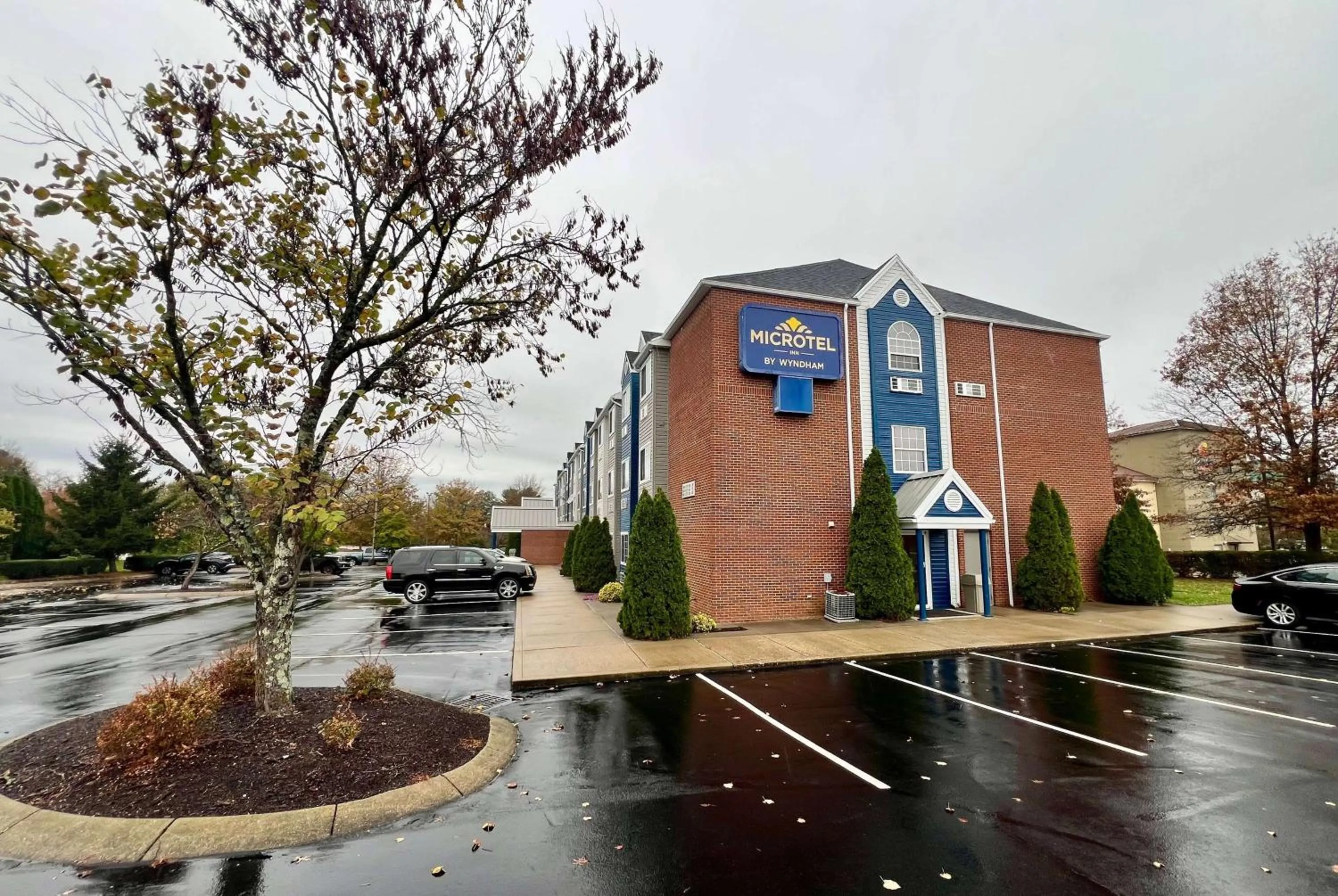 Property building in Microtel Inn Georgetown - Lexington North
