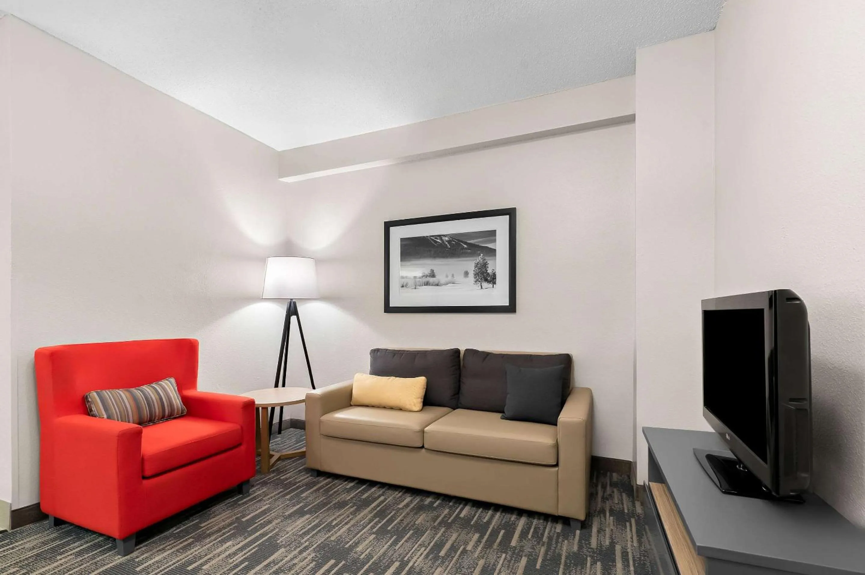 Bedroom in Country Inn & Suites by Radisson, Columbia Airport, SC