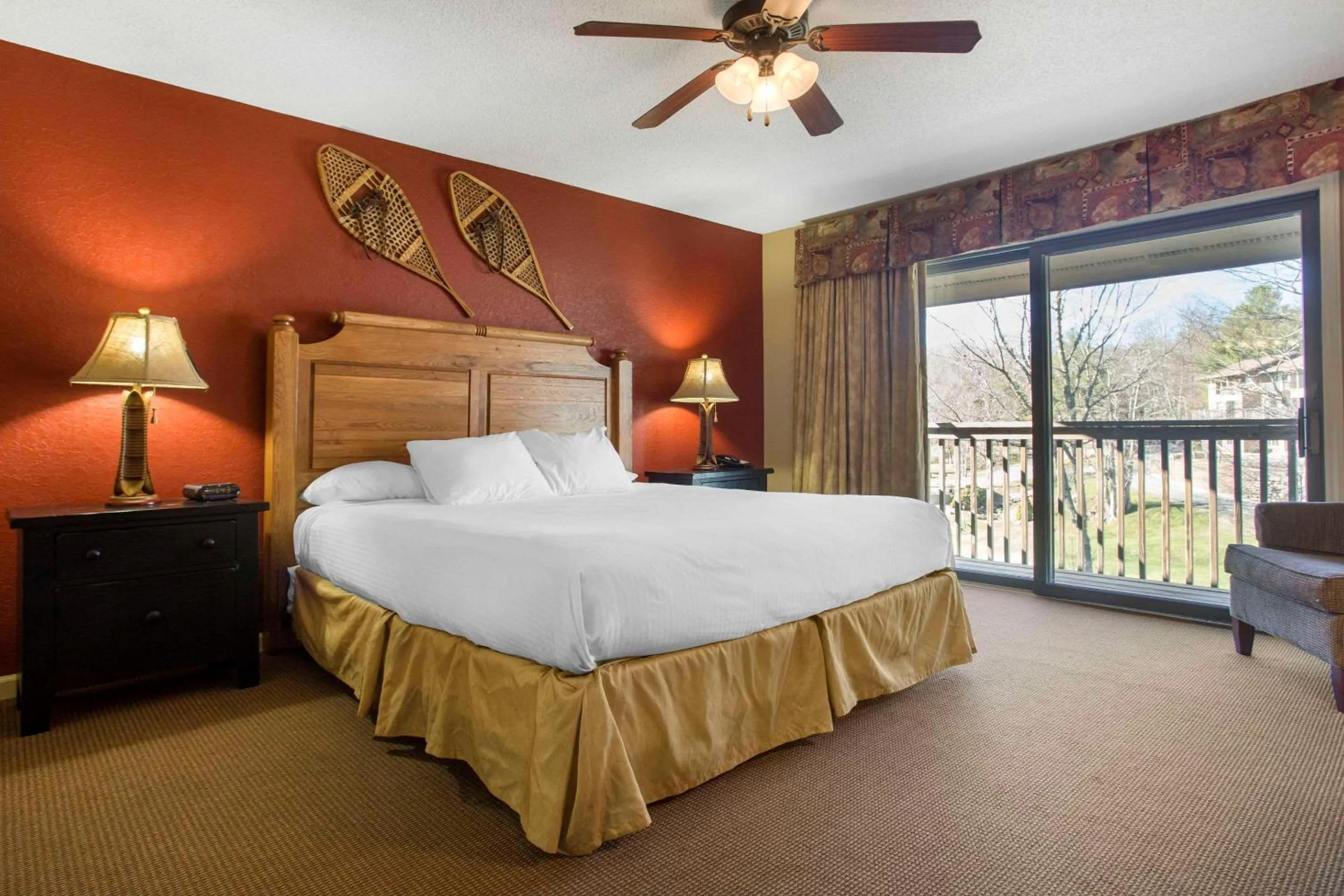 Bedroom, Bed in Bluegreen Vacations Blue Ridge Village, an Ascend Collection Resort