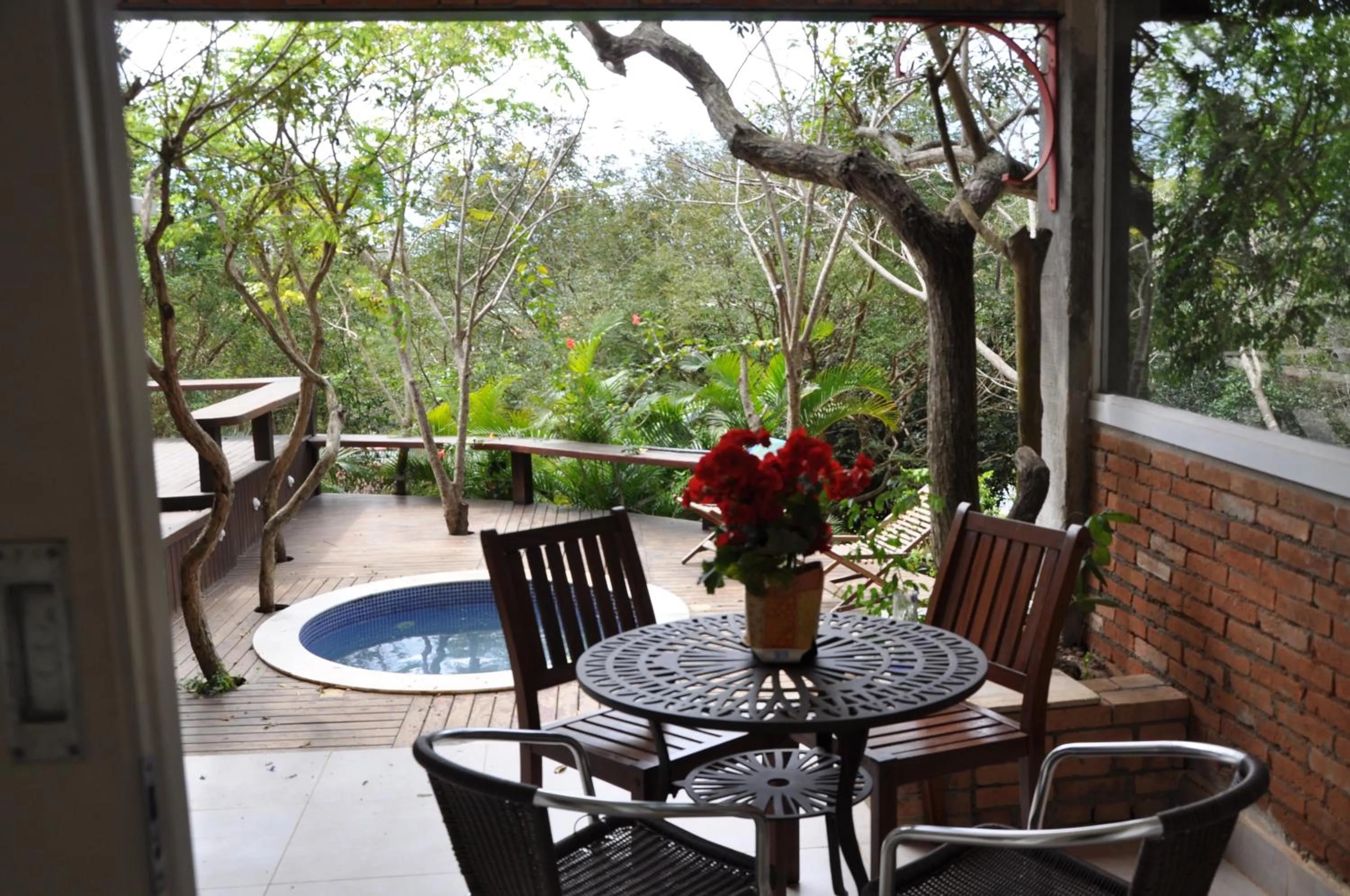 Patio in Ferradura Parque Pousada