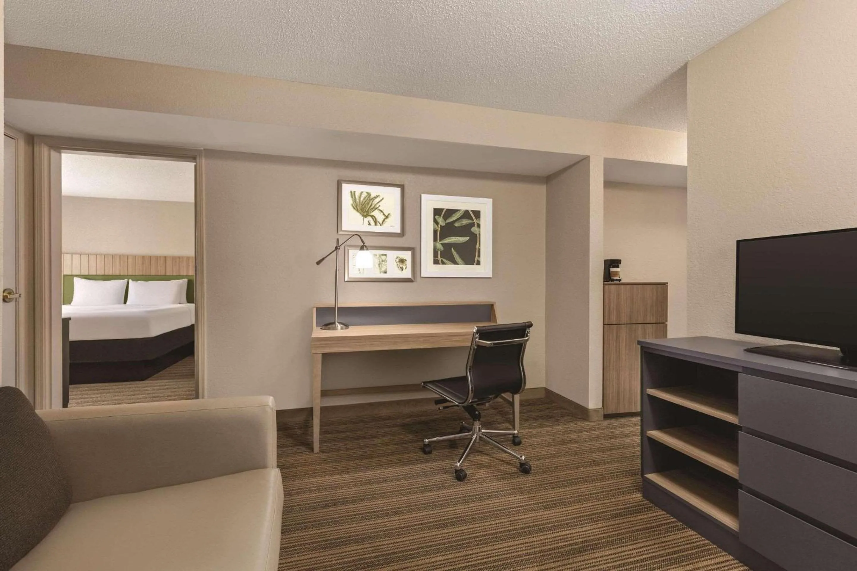 Bedroom, Bed in Country Inn & Suites by Radisson, Georgetown, KY