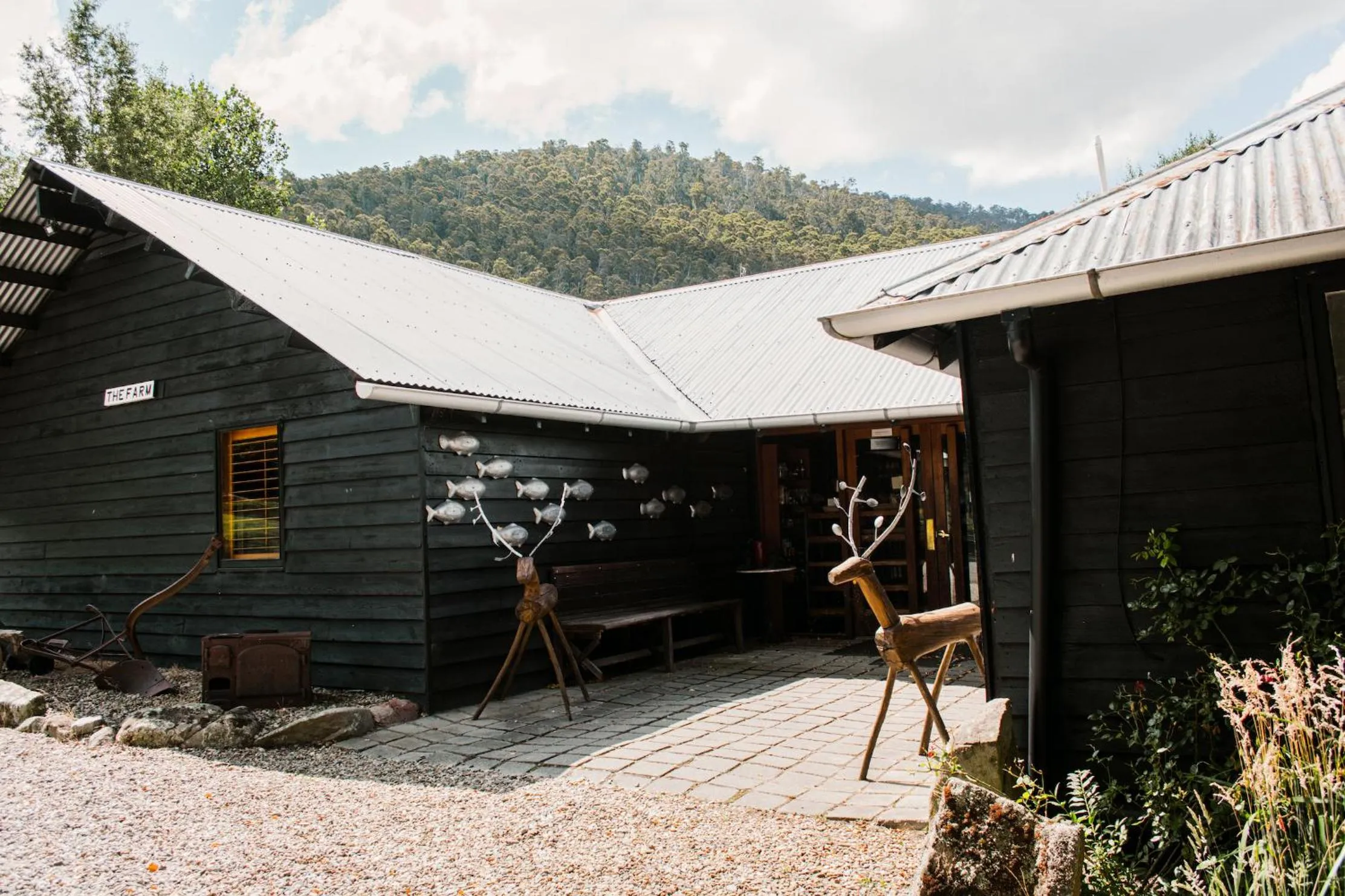 Crackenback Farm Guesthouse