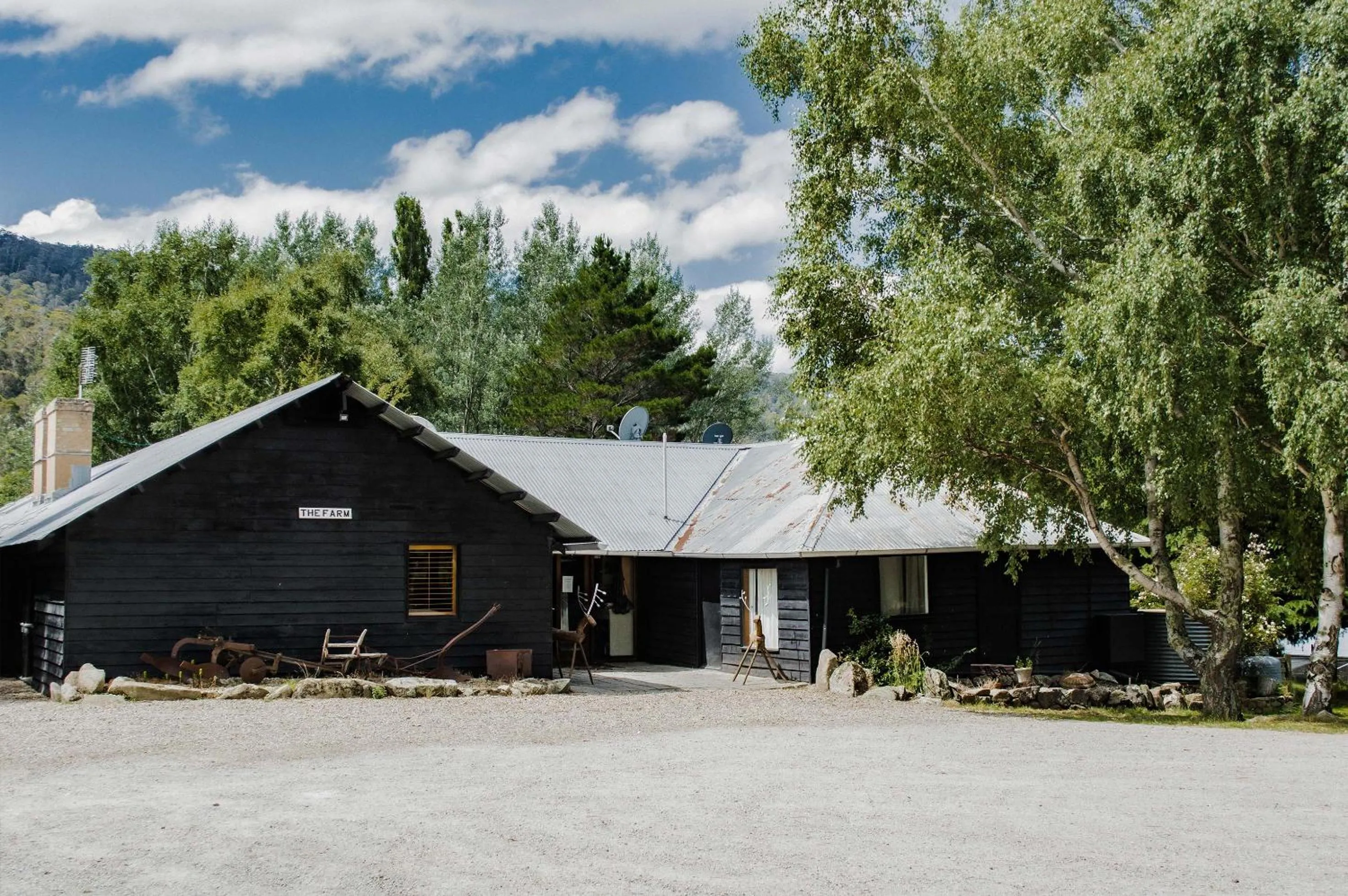 Crackenback Farm Guesthouse