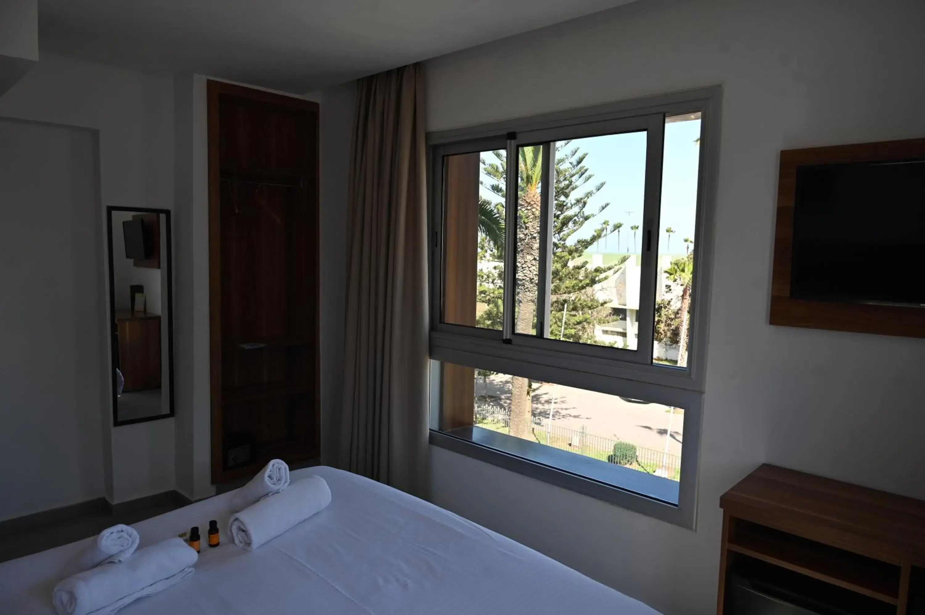 Double Room with Sea View in Hotel Centre Ville Double Room with Sea View in Hotel Centre Ville