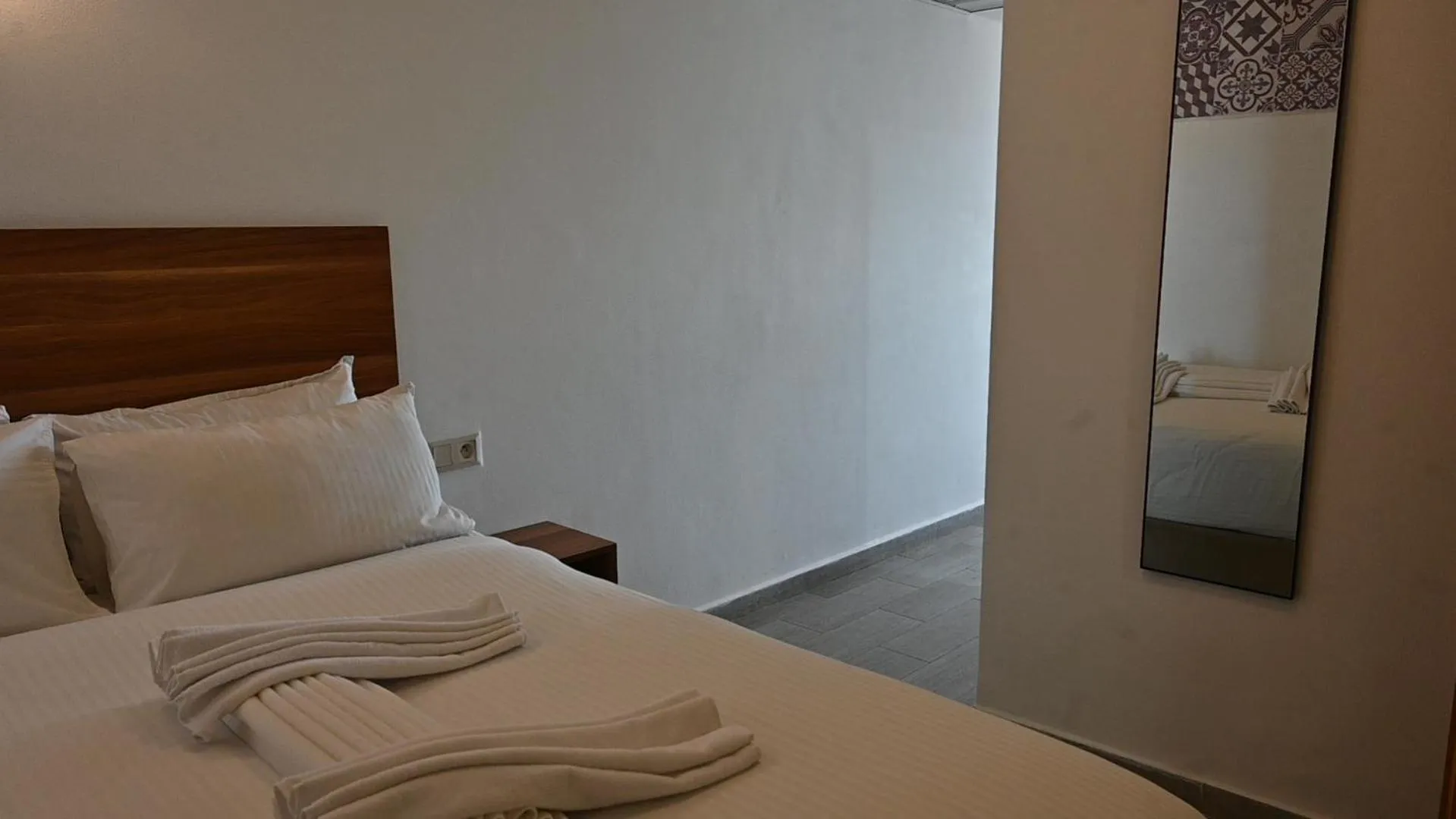 Bed in Hotel Centre Ville