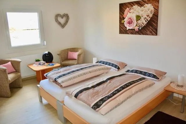Bed in Gaestehaus Kiekmolrin