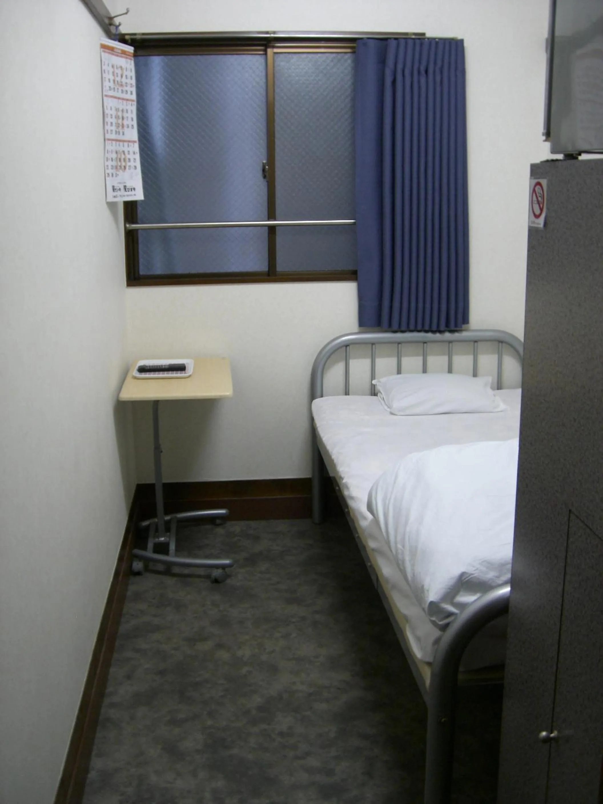 Photo of the whole room, Bed in Economy Hotel Hoteiya