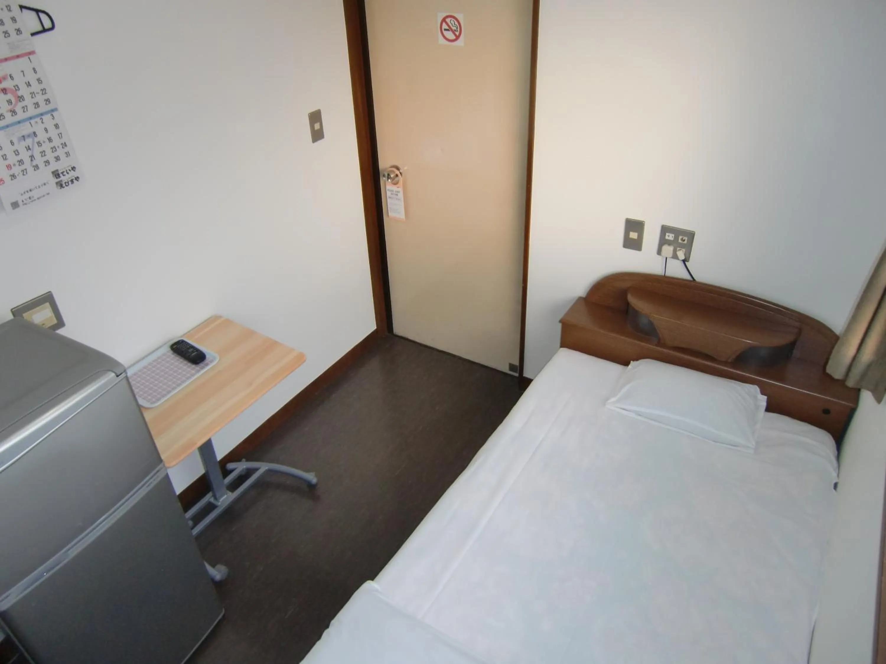 Photo of the whole room, Bed in Economy Hotel Hoteiya