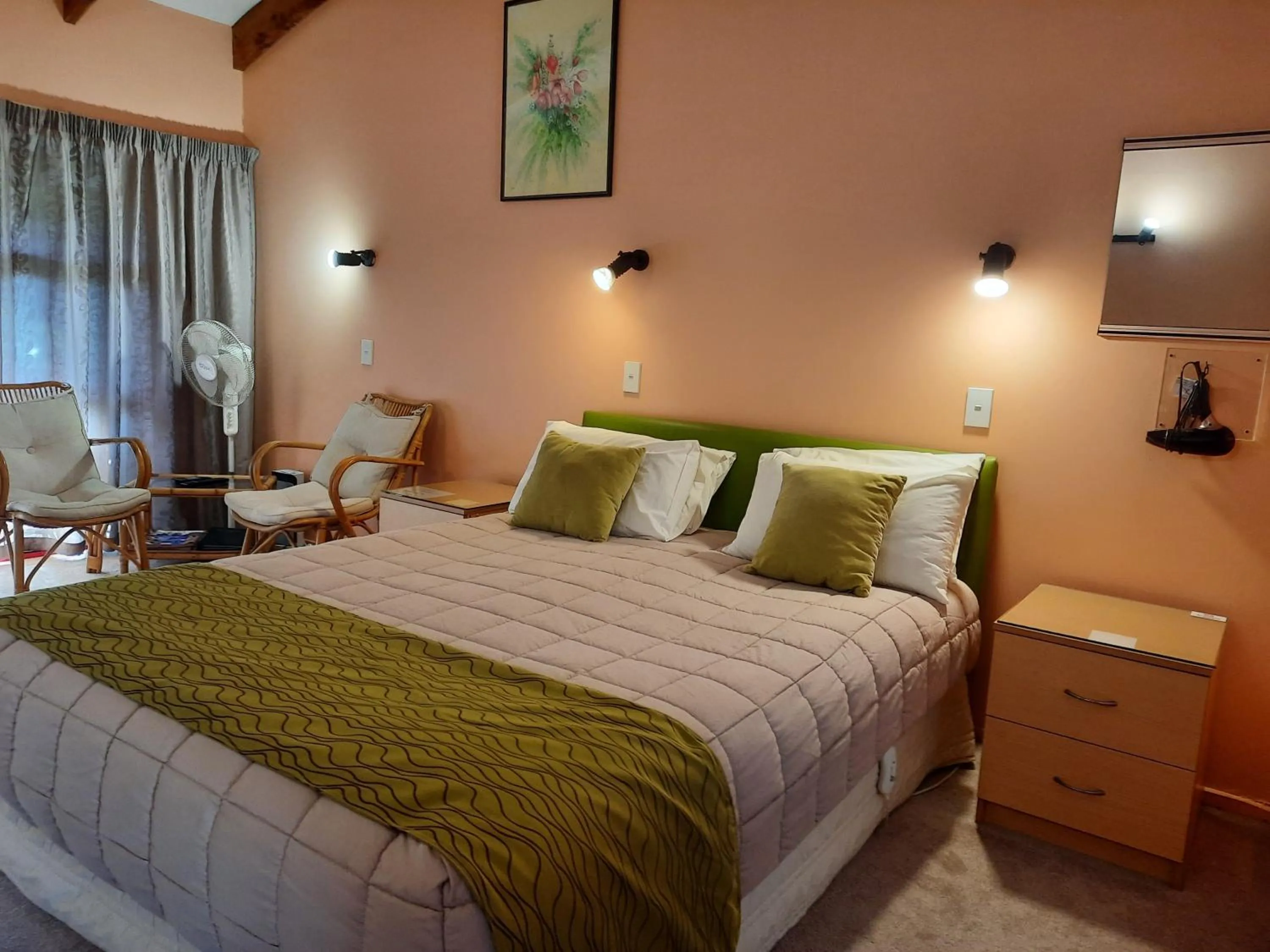 Bed in Alfa Boutique Motel