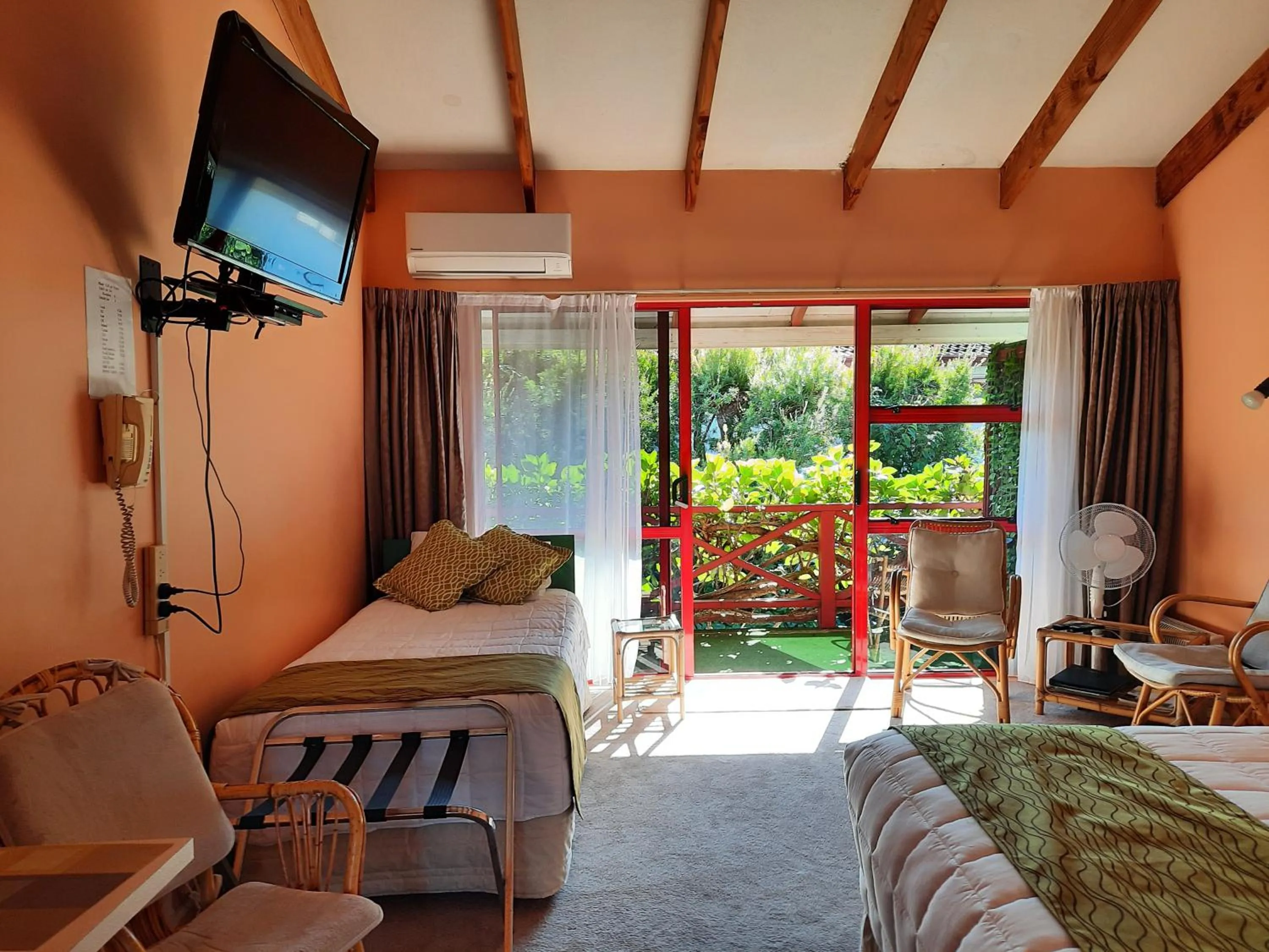 Photo of the whole room, Bed in Alfa Boutique Motel