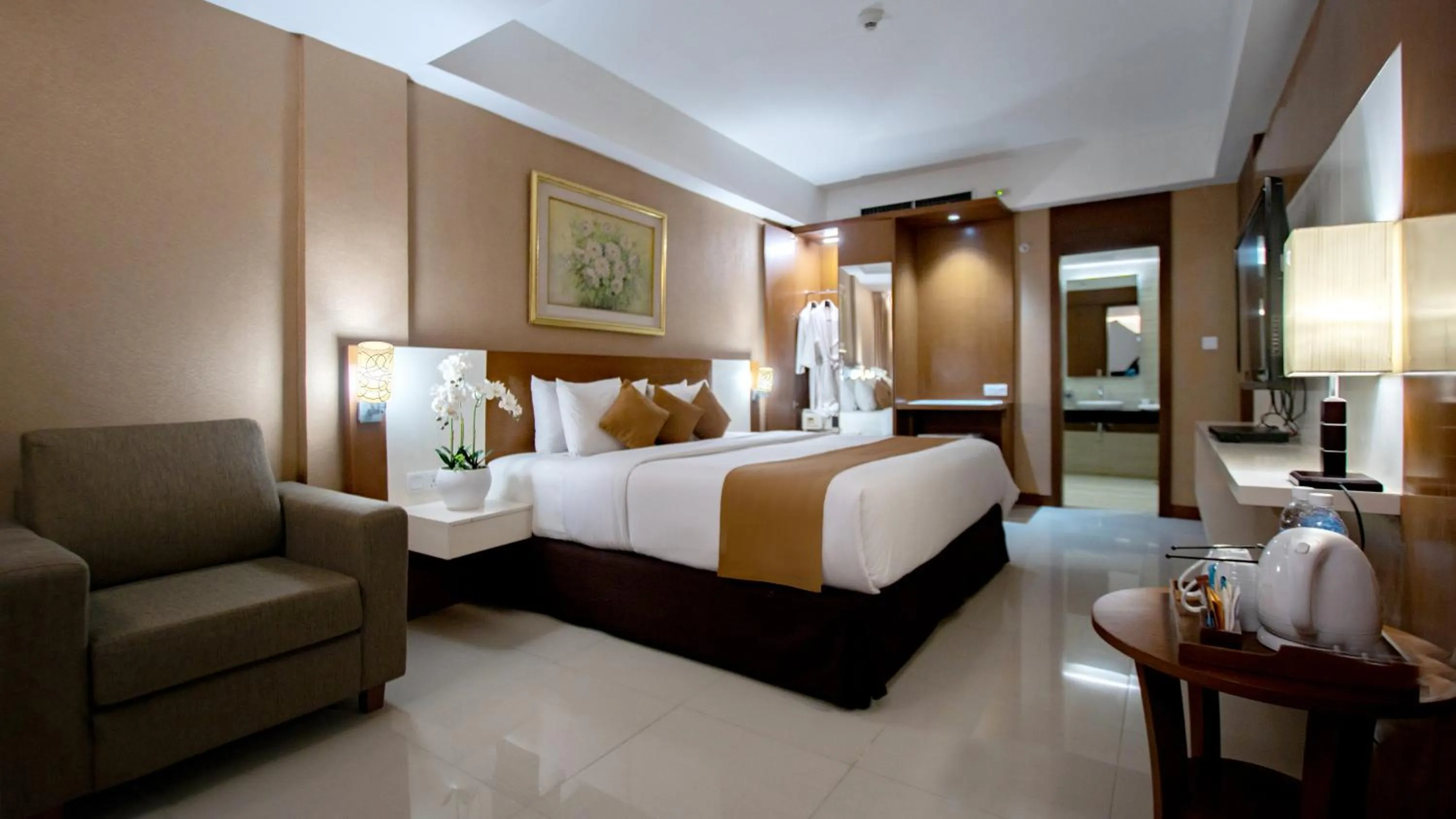 Bed in Aston Tanjung Pinang Hotel & Conference Center