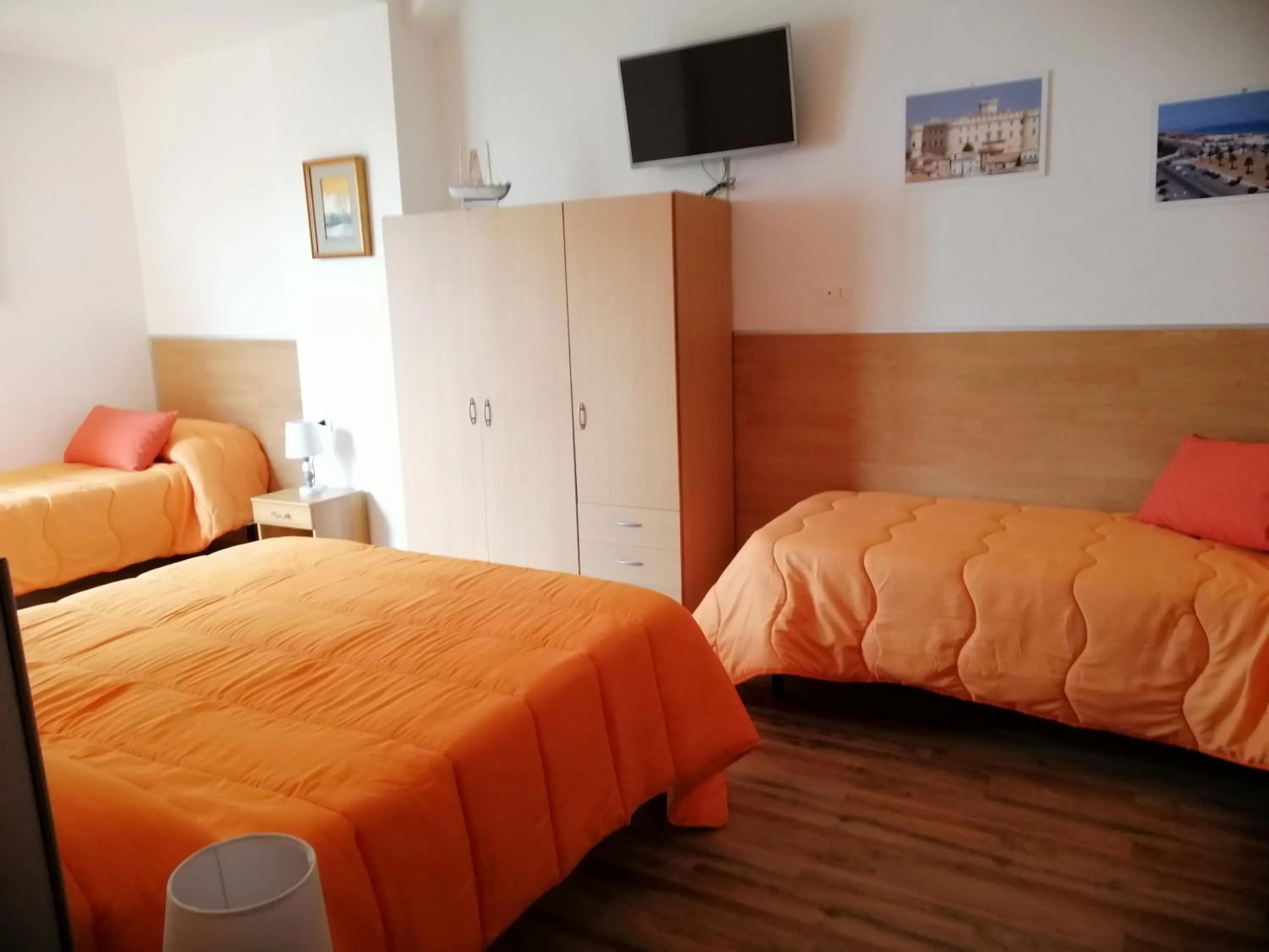 Bed in B&B Altamarea