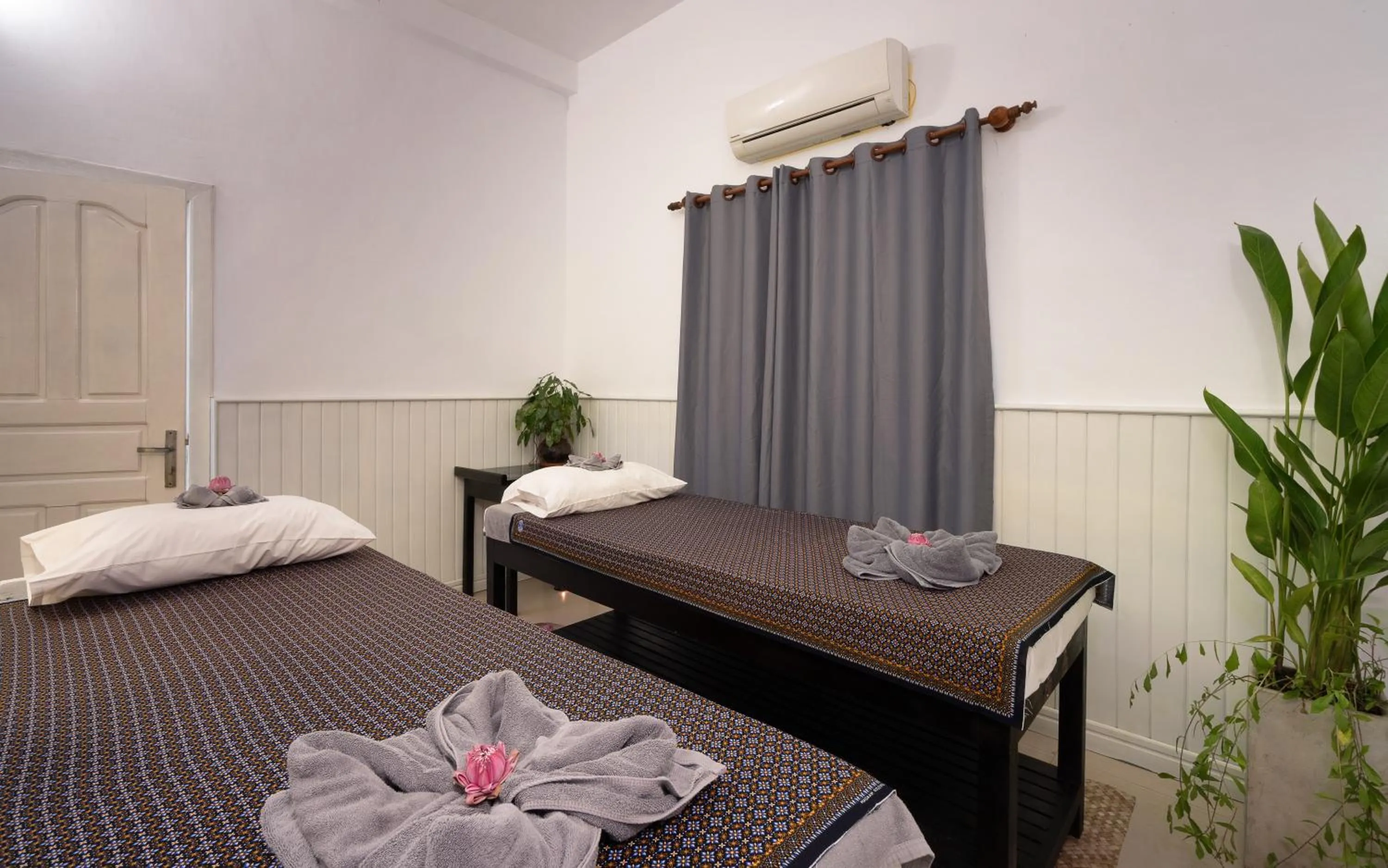 Massage, Bed in The Urban