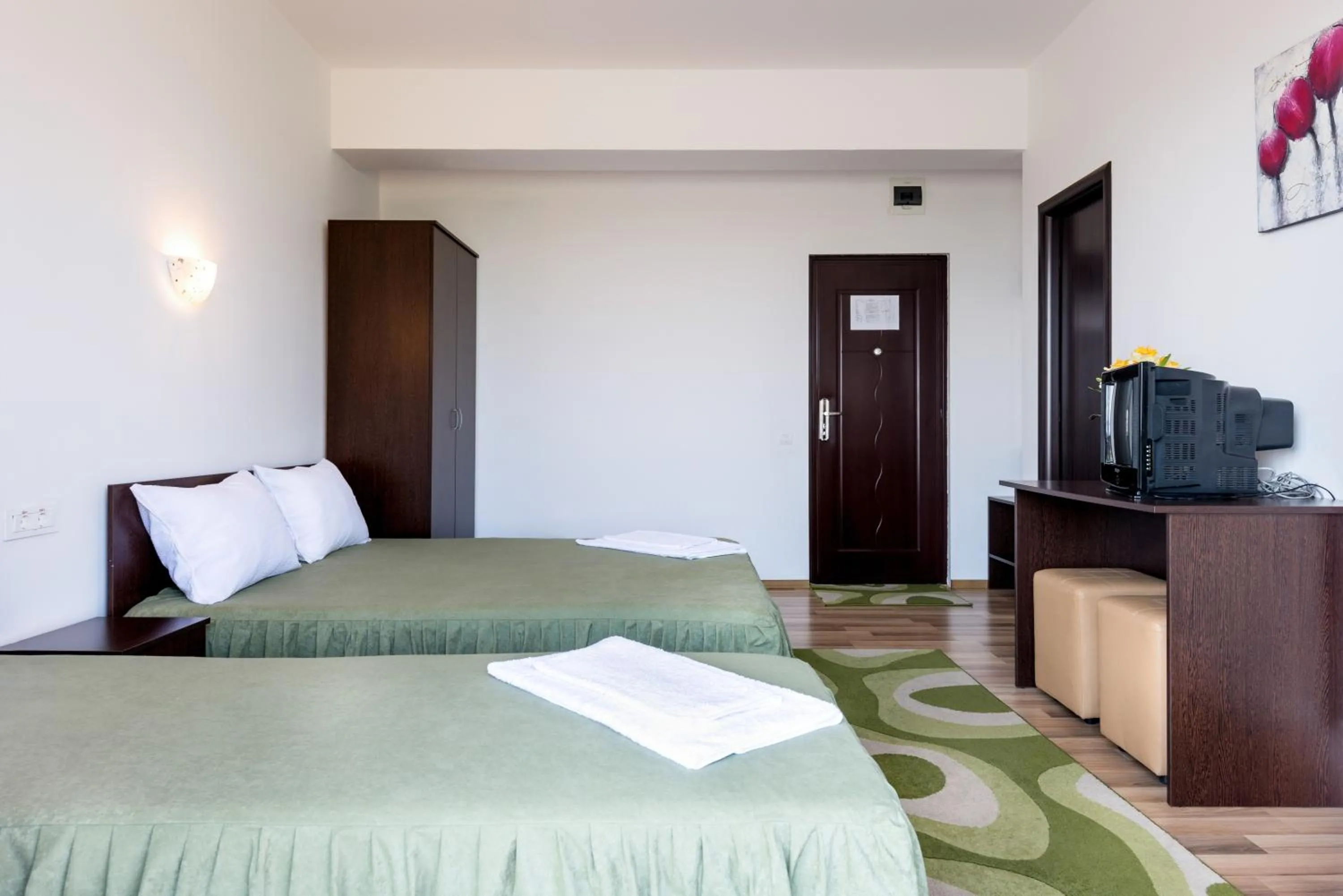 Photo of the whole room, Bed in Pensiunea Zbor