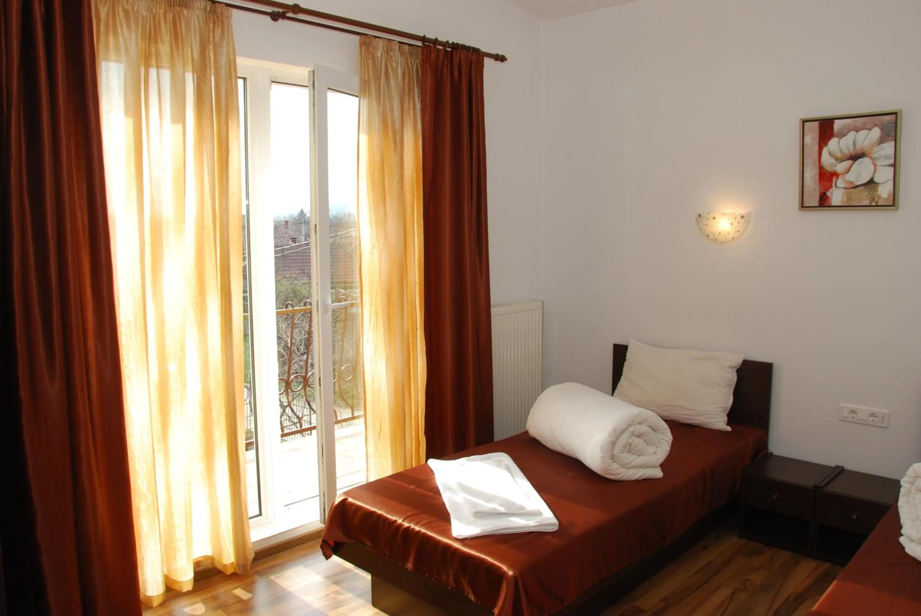 Bed in Pensiunea Zbor