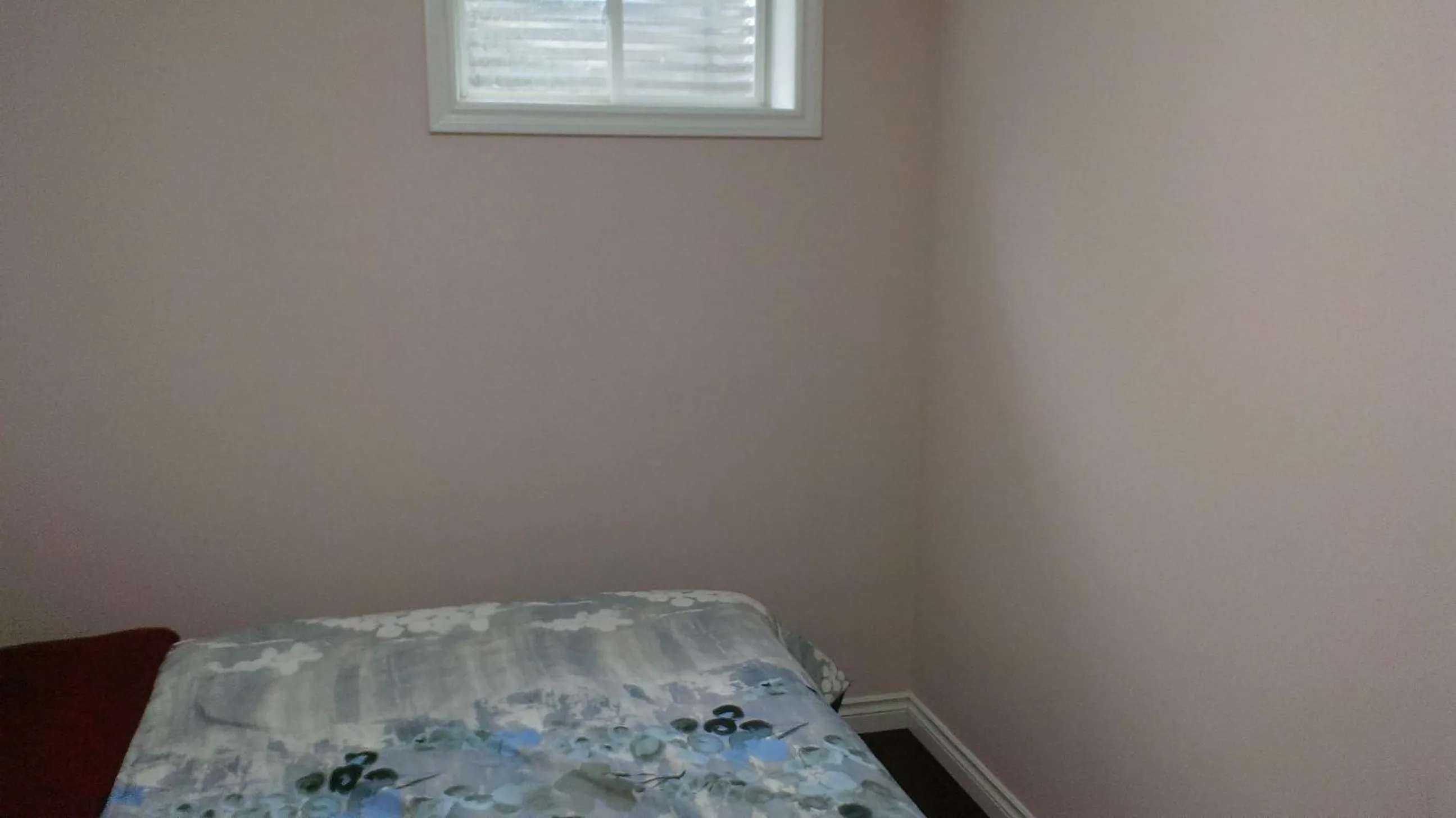 Bed in HB Guest Home 5