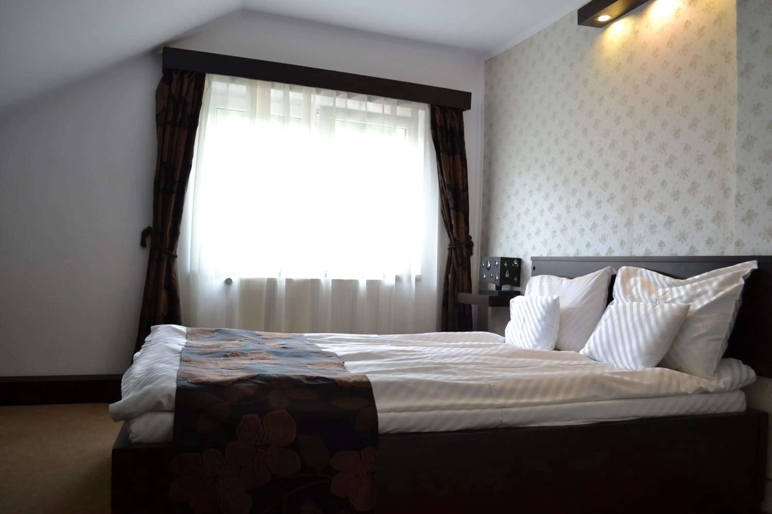 Bed in CHIC CITY Rooms