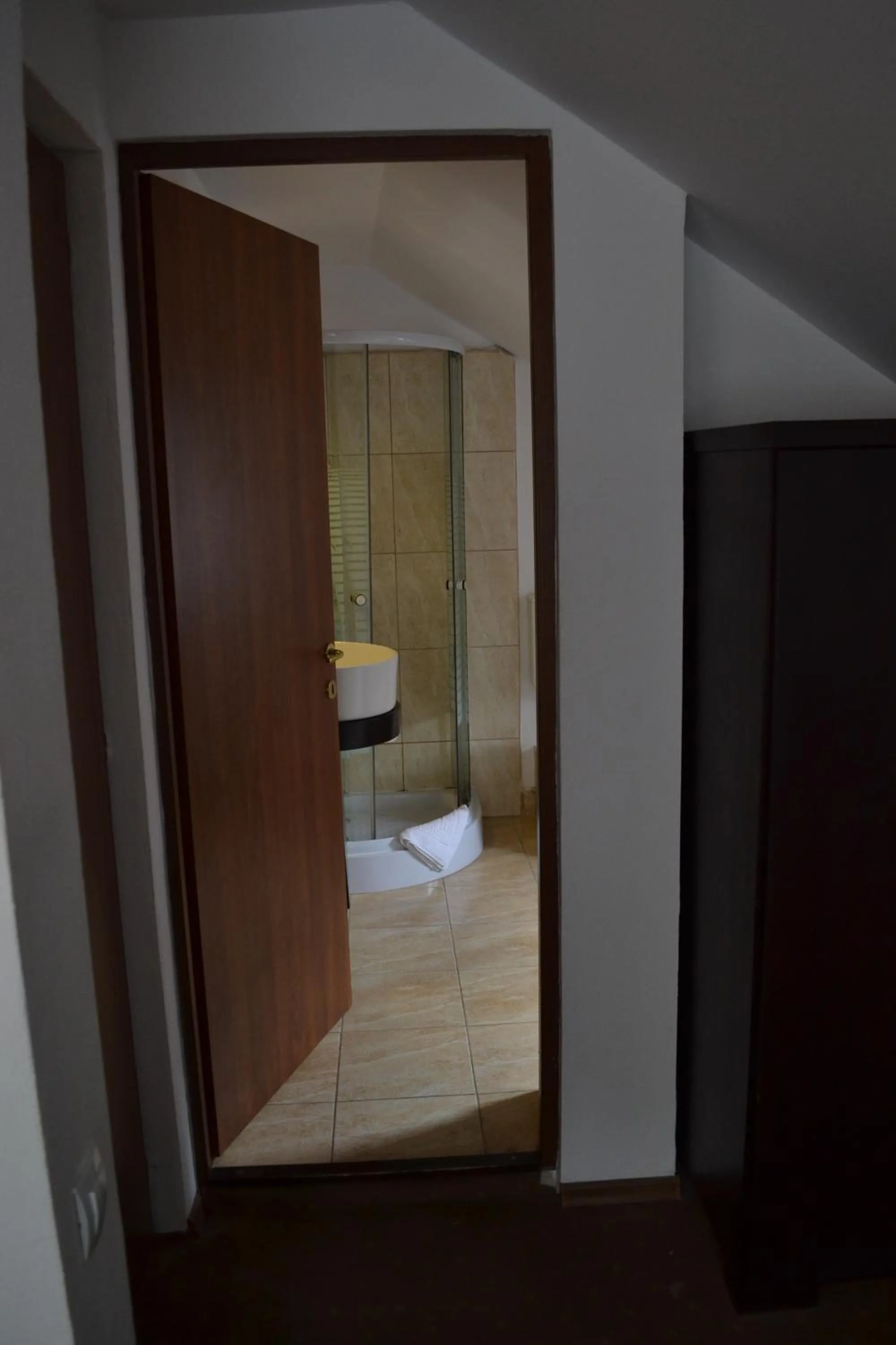 Bathroom in CHIC CITY Rooms