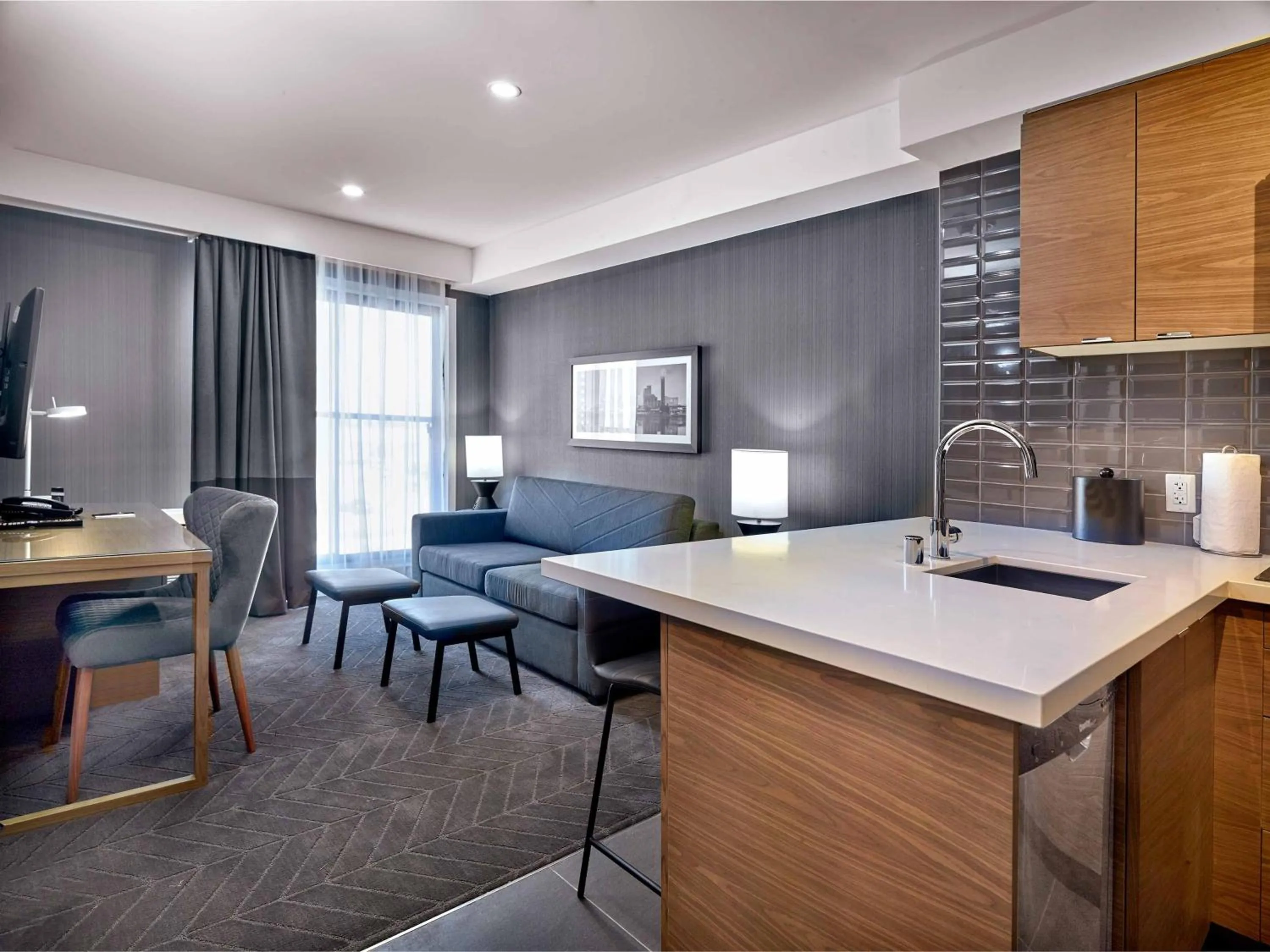 Photo of the whole room in Sandman Signature Plano-Frisco Hotel