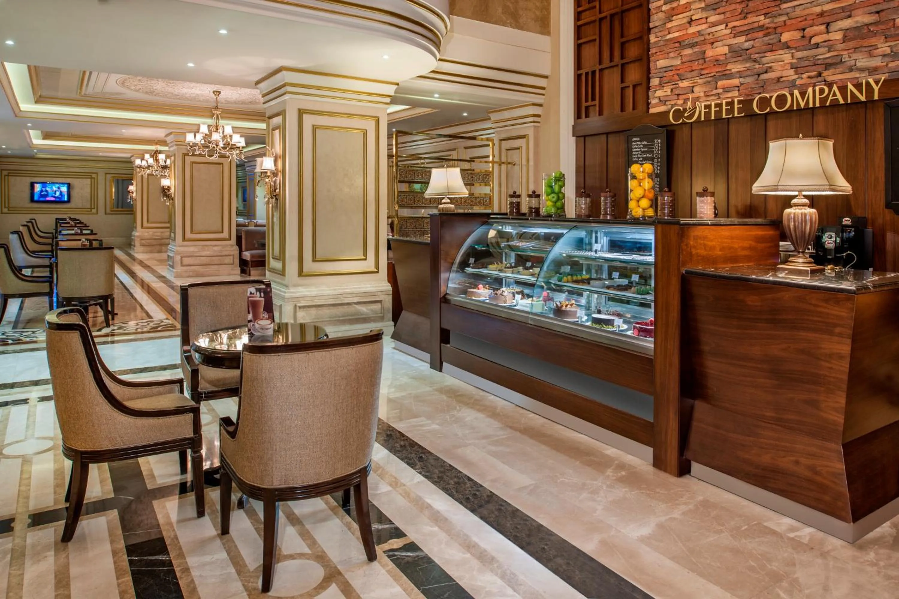 Lounge or bar in Elite World Van